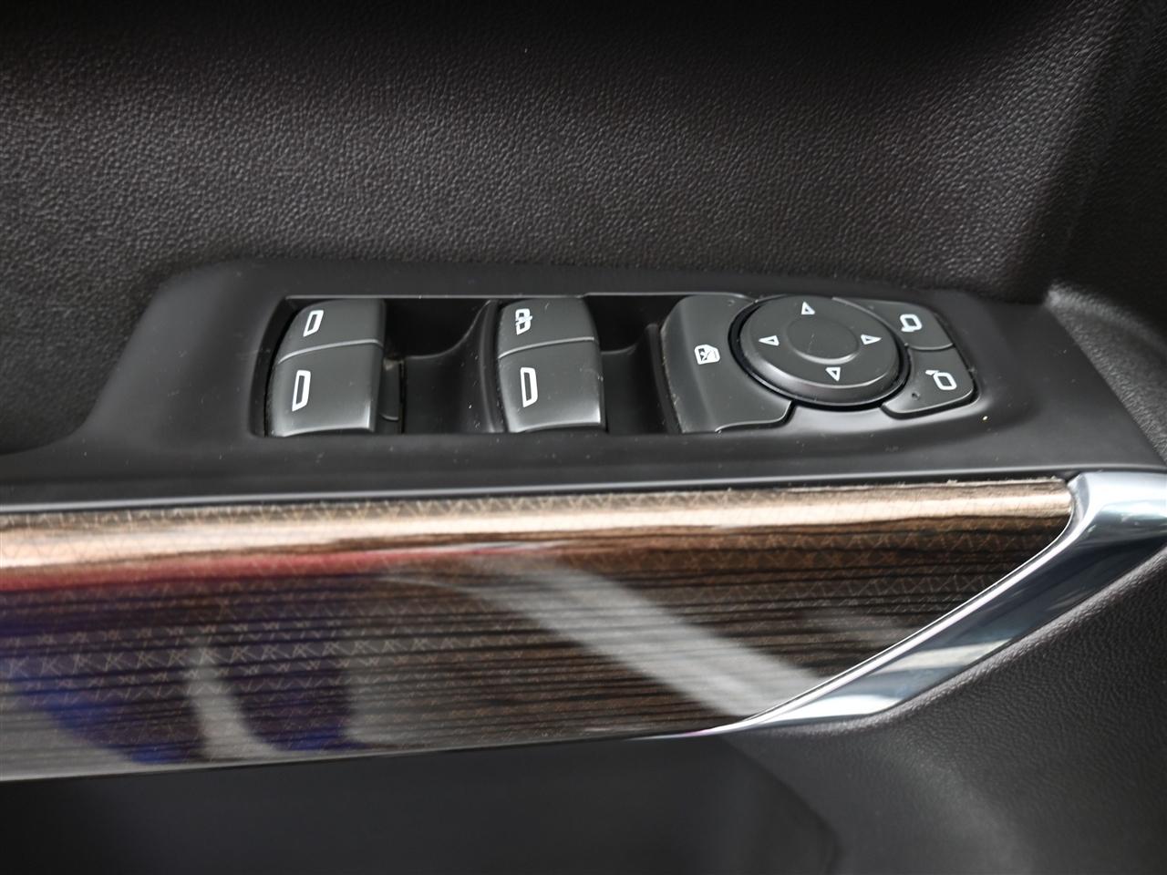 Chevrolet Silverado 1500 RST Crew Cab 4WD 2019