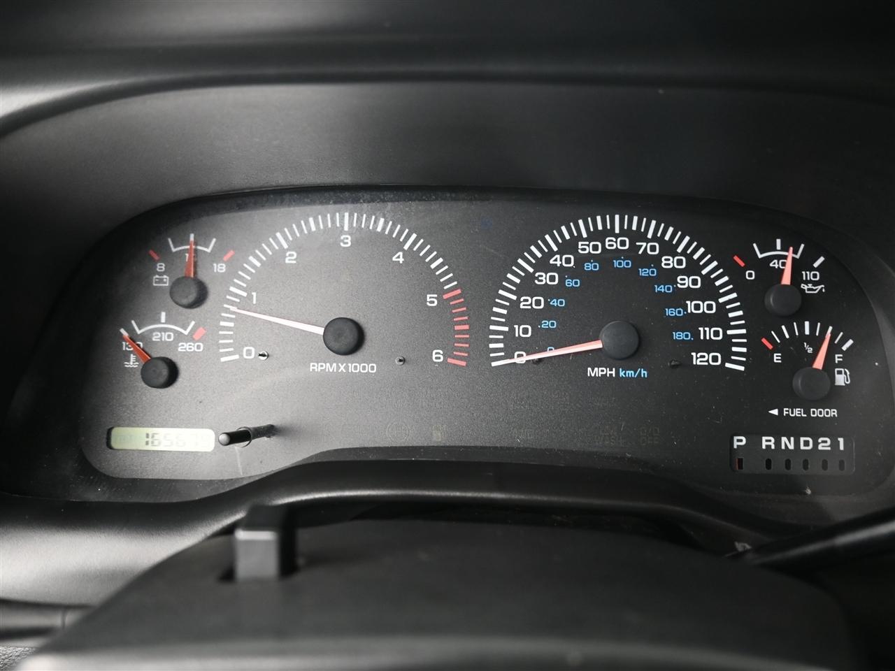 Dodge Ram 1500 Reg. Cab 8-ft. Bed 4WD 1998