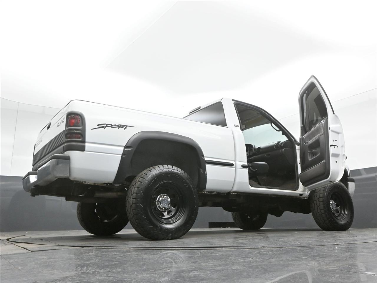 Dodge Ram 1500 Reg. Cab 8-ft. Bed 4WD 1998