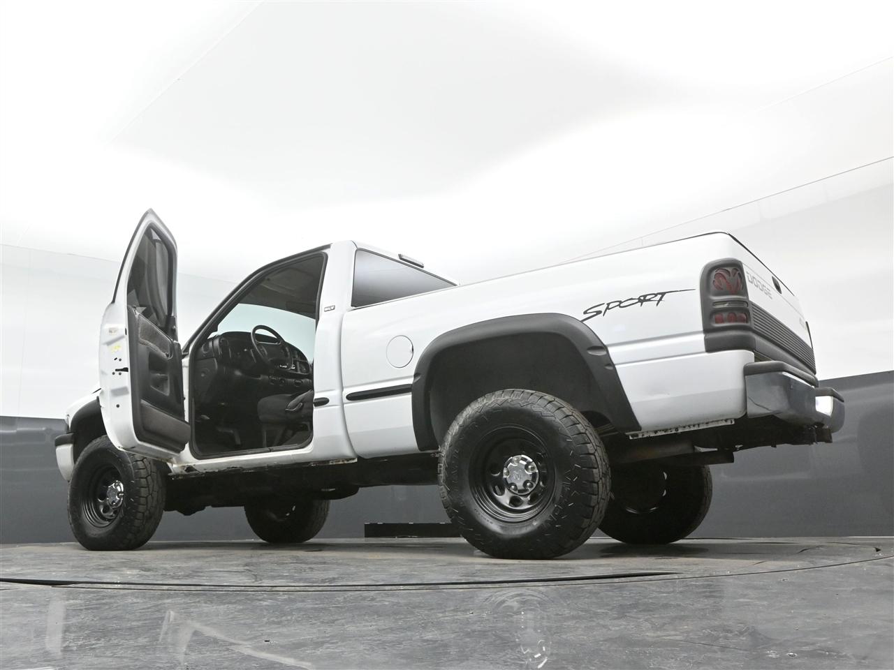 Dodge Ram 1500 Reg. Cab 8-ft. Bed 4WD 1998