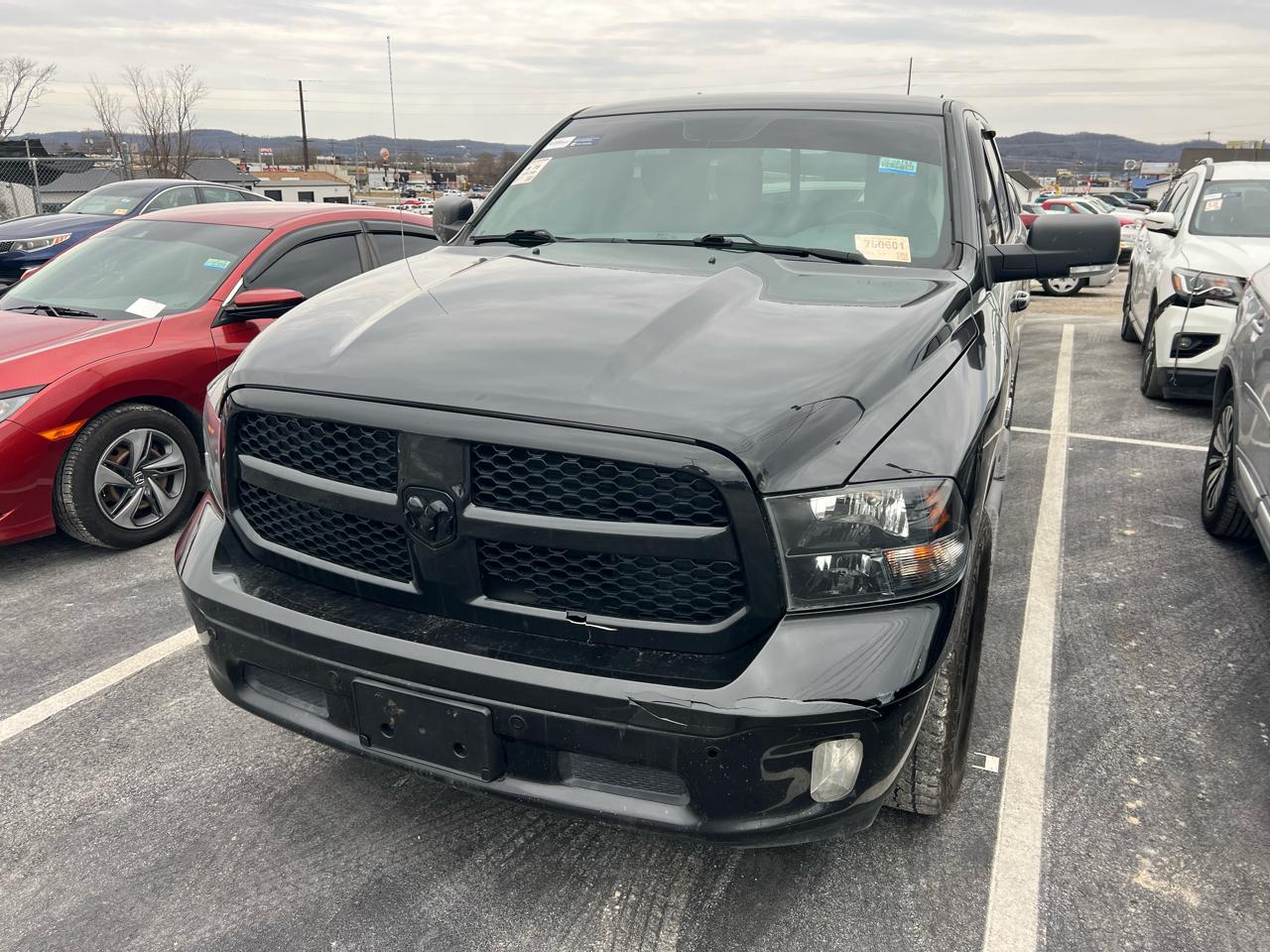 RAM 1500 SLT Crew Cab SWB 4WD 2018