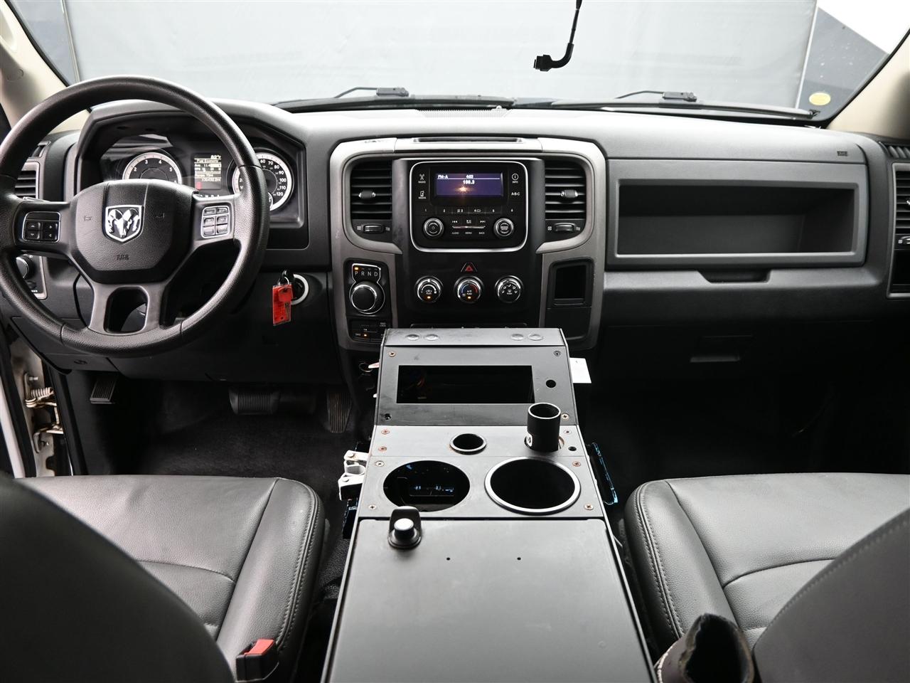 RAM 1500 Tradesman Quad Cab 4WD 2017