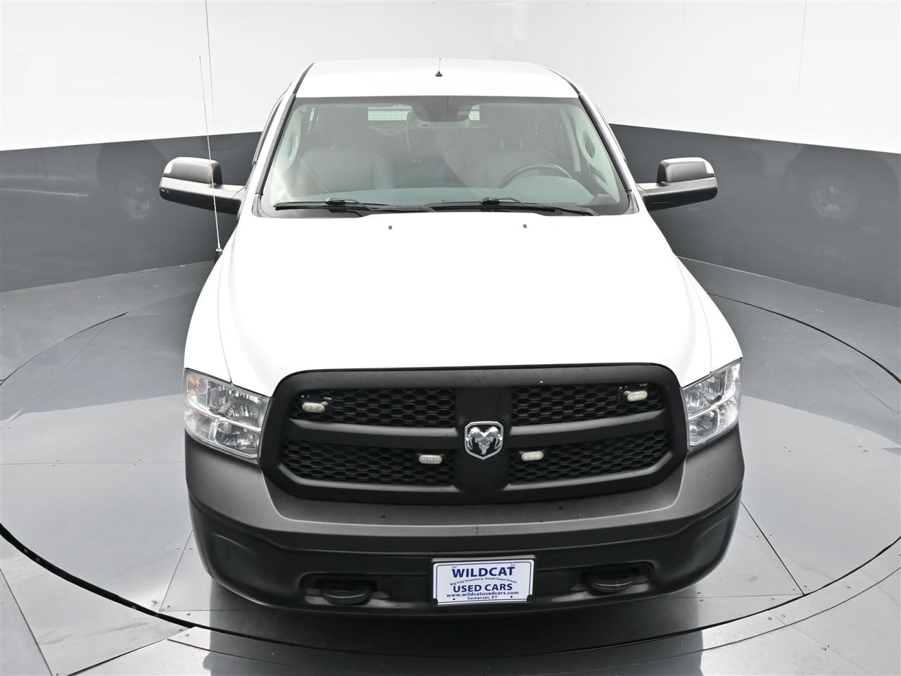 RAM 1500 Tradesman Quad Cab 4WD 2017
