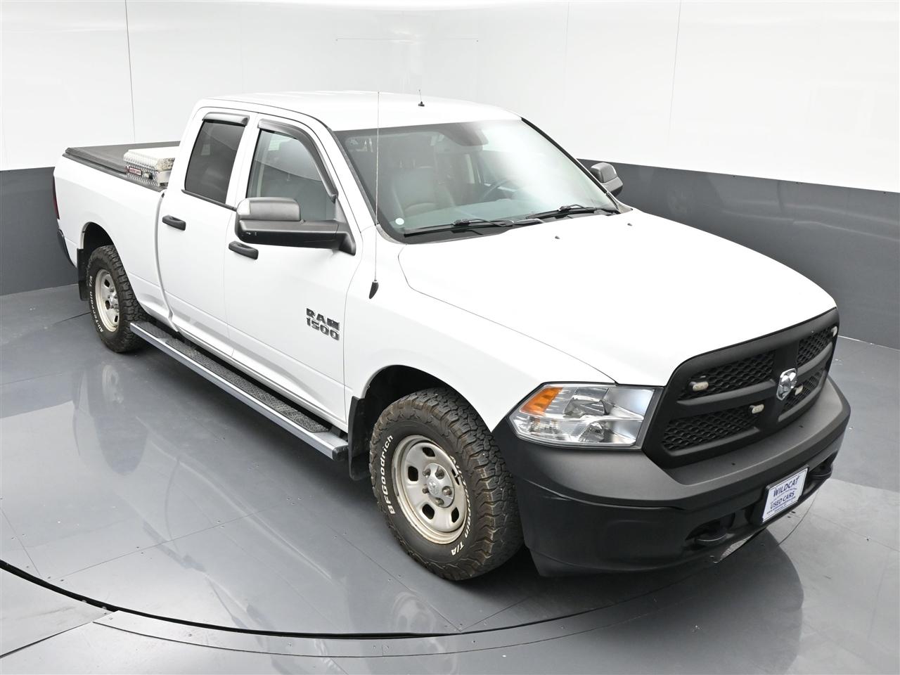 RAM 1500 Tradesman Quad Cab 4WD 2017