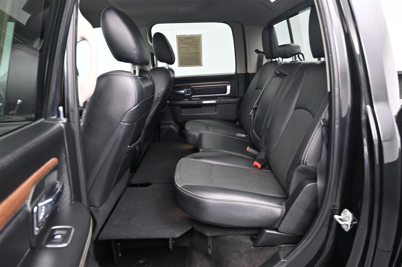 RAM 1500 Laramie Crew Cab SWB 4WD 2017
