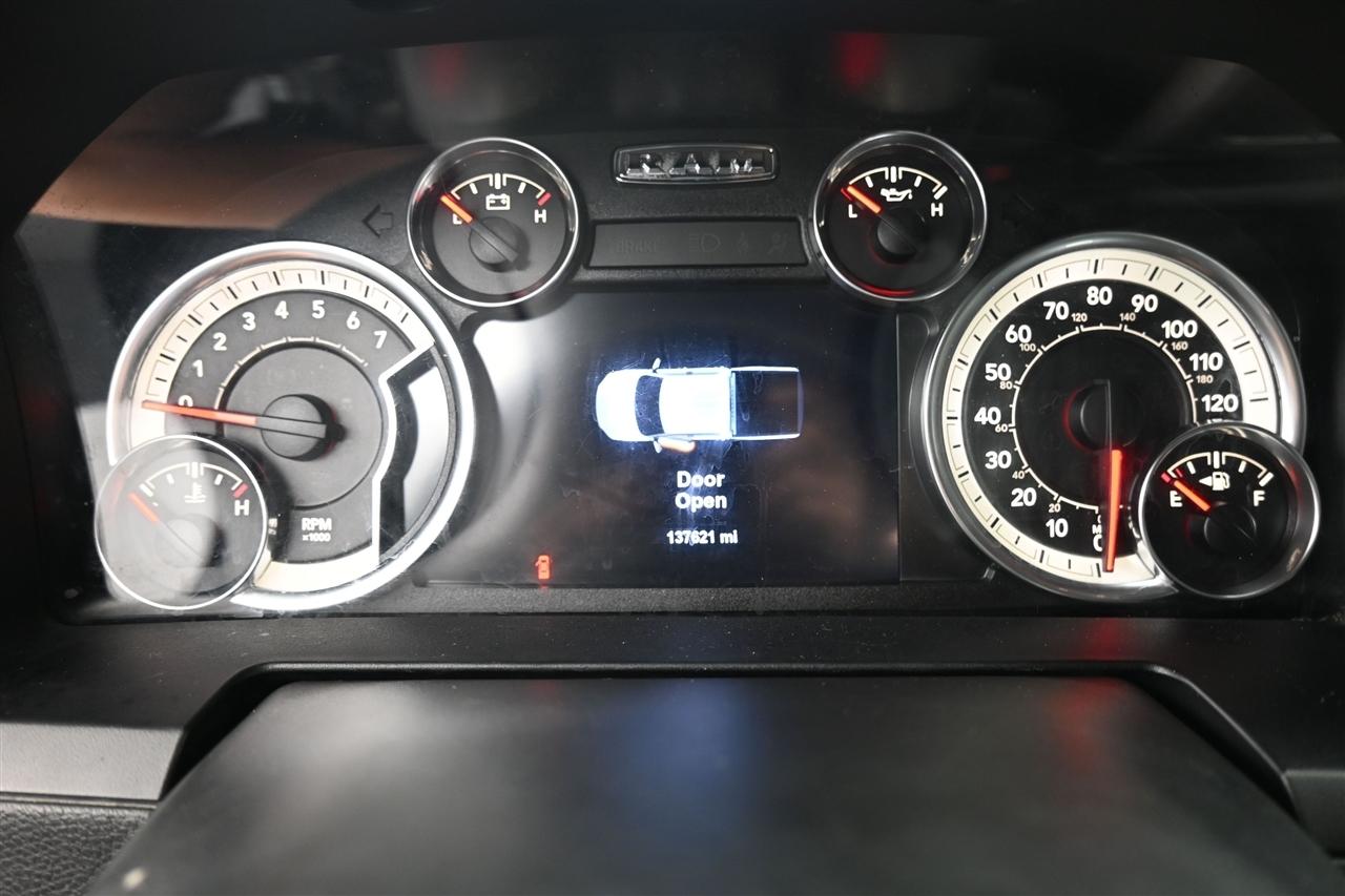 RAM 1500 Laramie Crew Cab SWB 4WD 2017