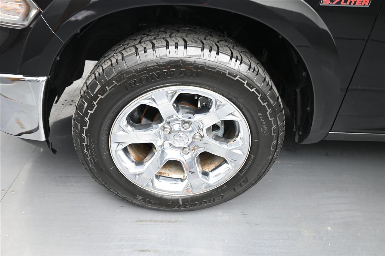 RAM 1500 Laramie Crew Cab SWB 4WD 2017