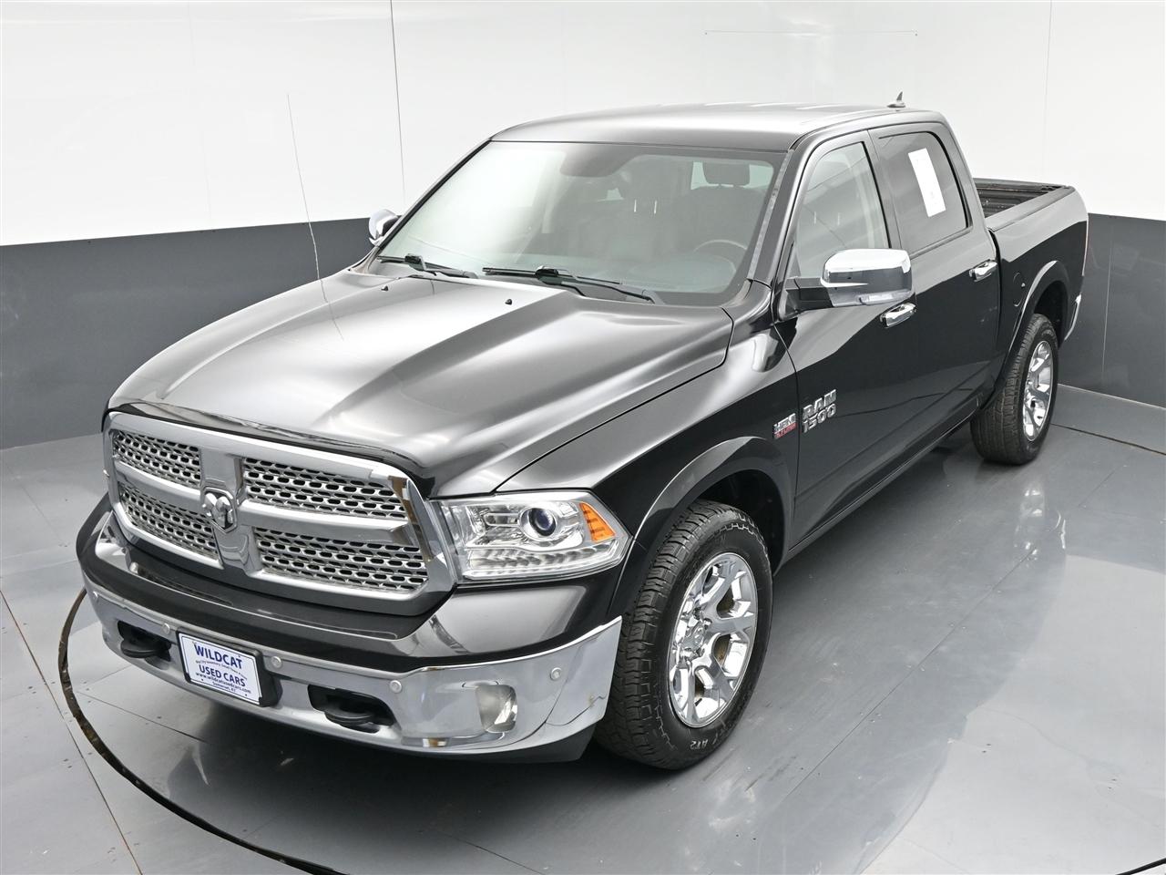 RAM 1500 Laramie Crew Cab SWB 4WD 2017