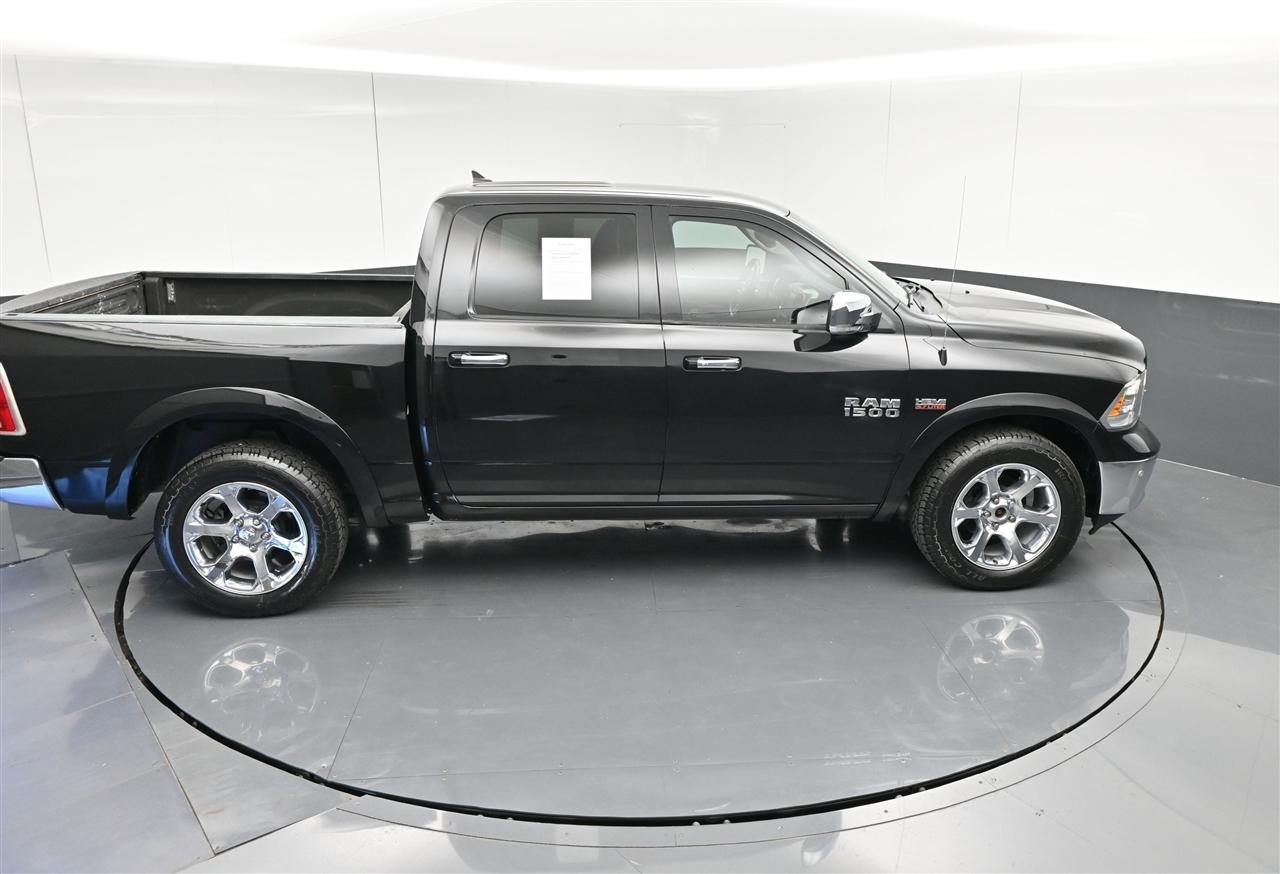 RAM 1500 Laramie Crew Cab SWB 4WD 2017