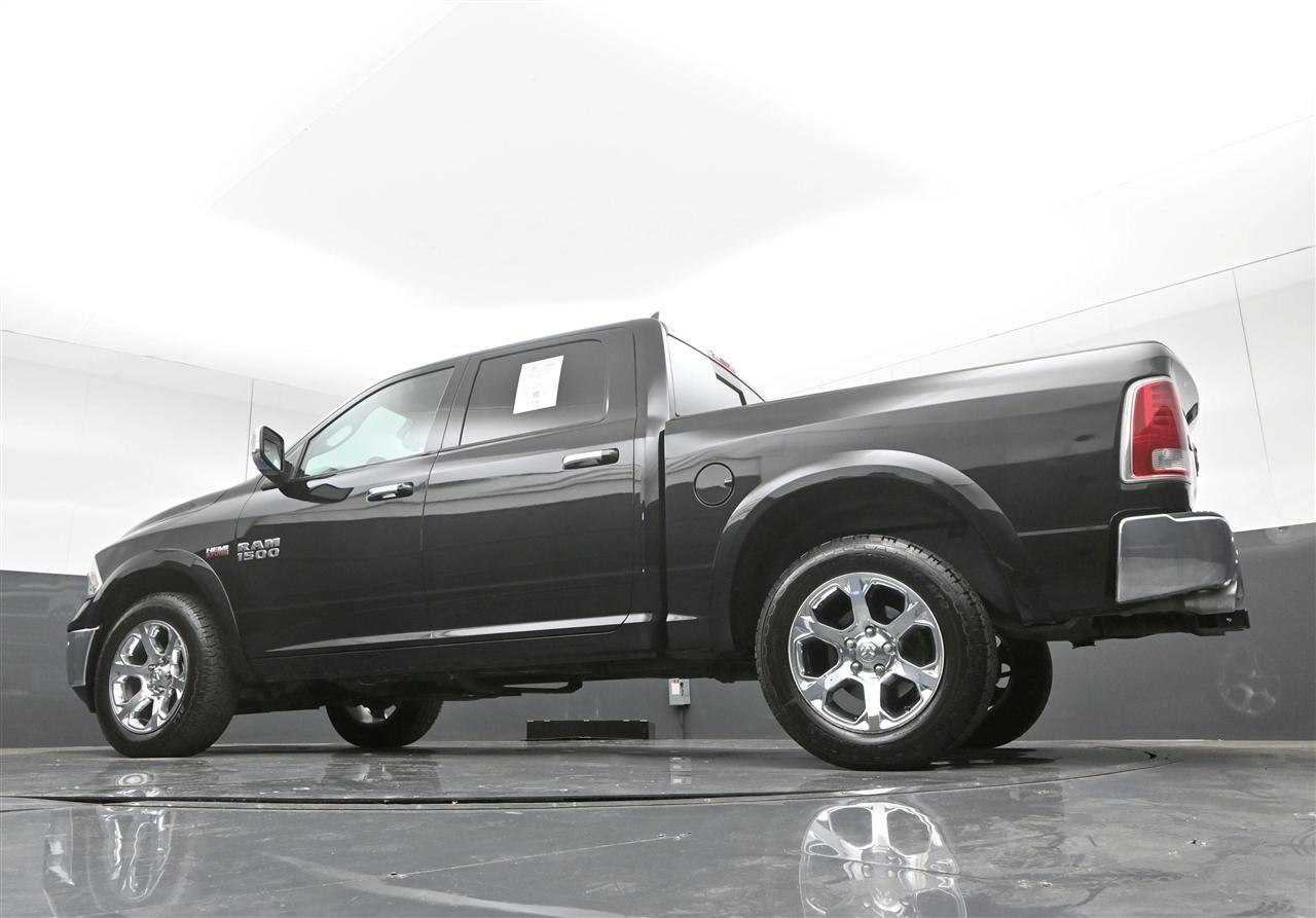 RAM 1500 Laramie Crew Cab SWB 4WD 2017