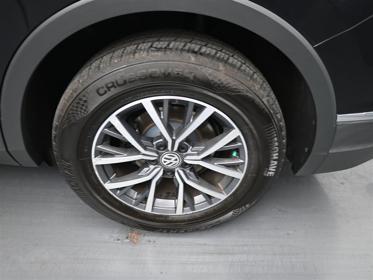 Volkswagen Tiguan SE 4Motion AWD 2020