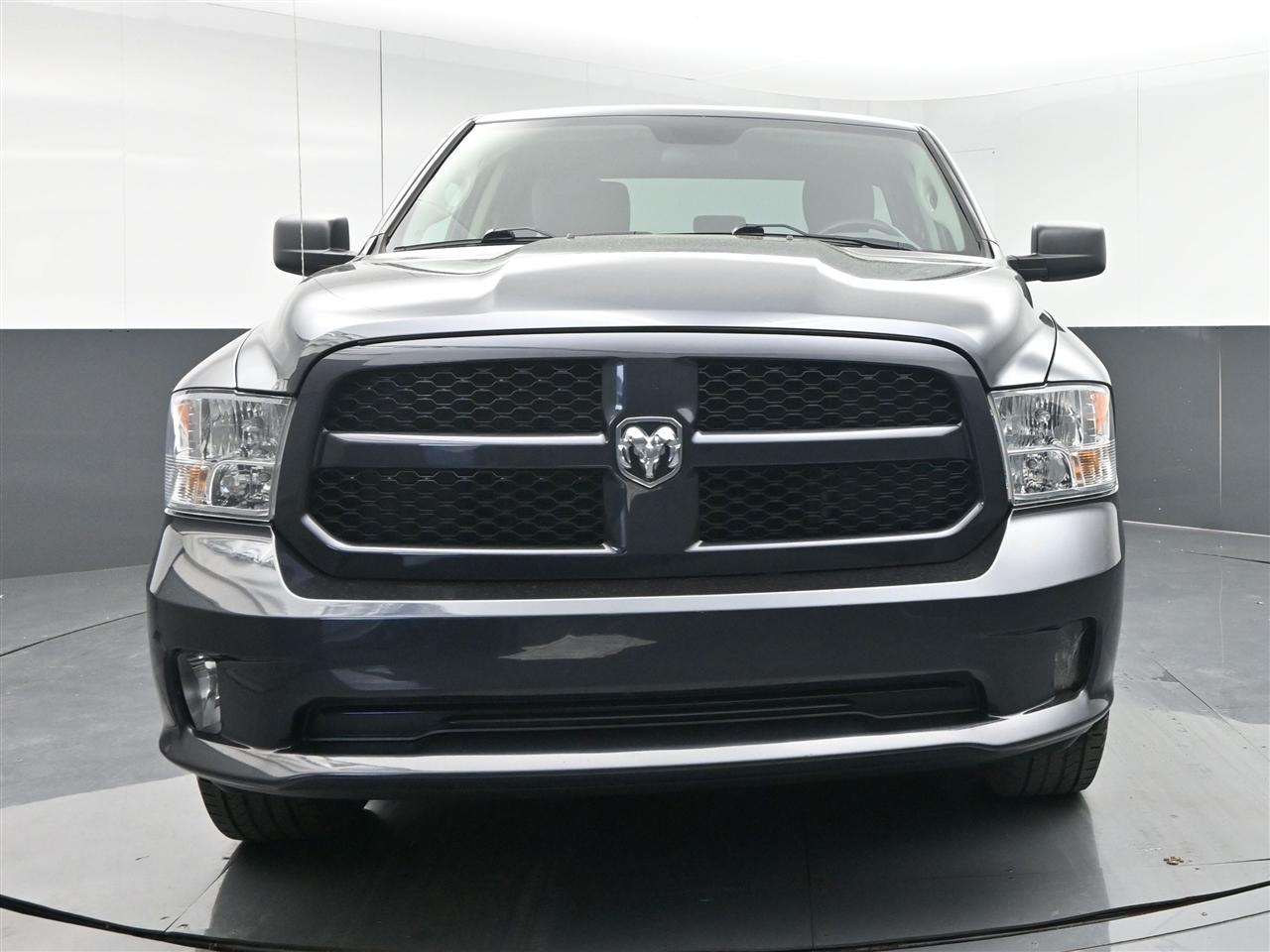 RAM 1500 Classic Tradesman Quad Cab 4WD 2019