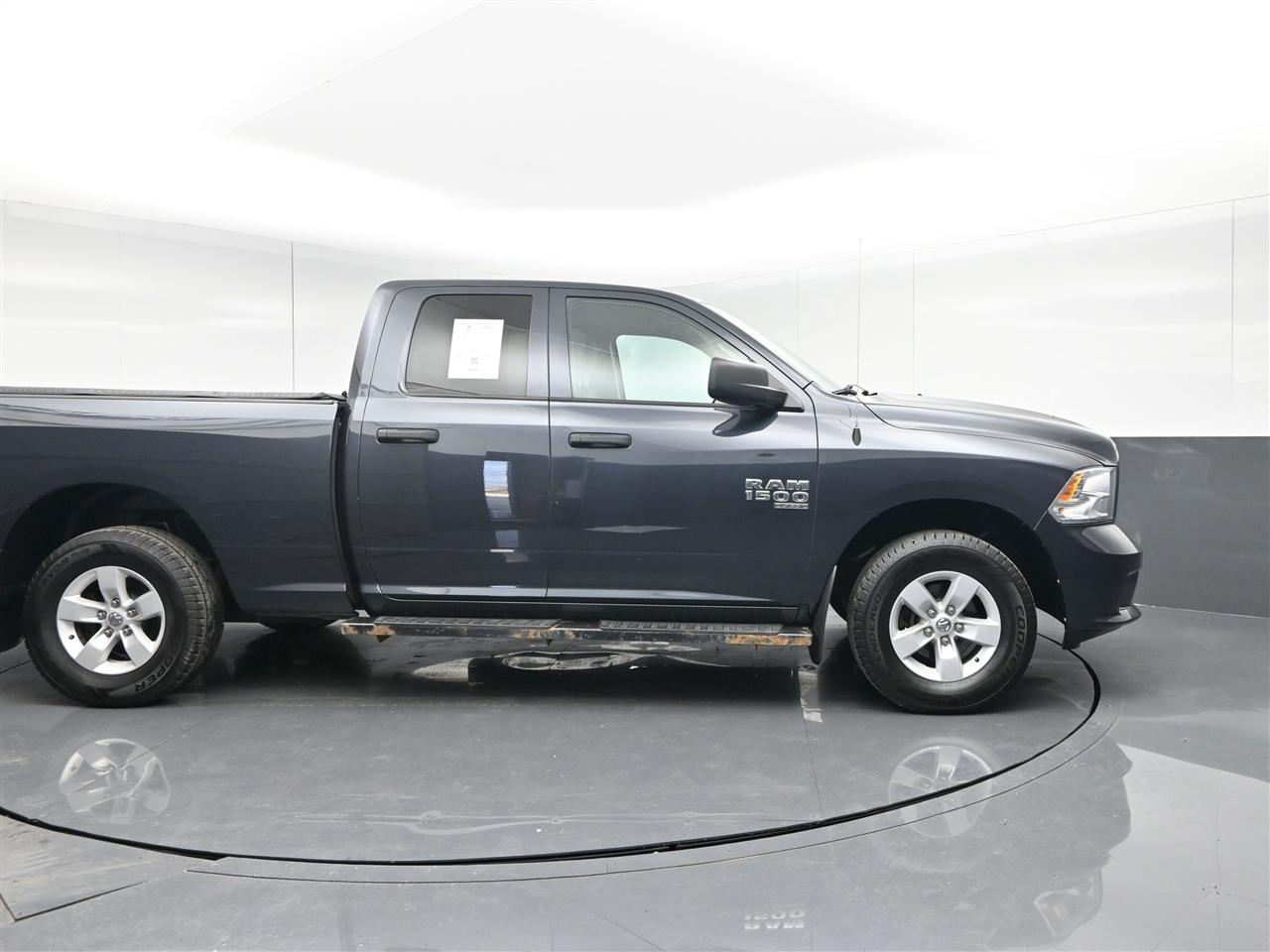 RAM 1500 Classic Tradesman Quad Cab 4WD 2019