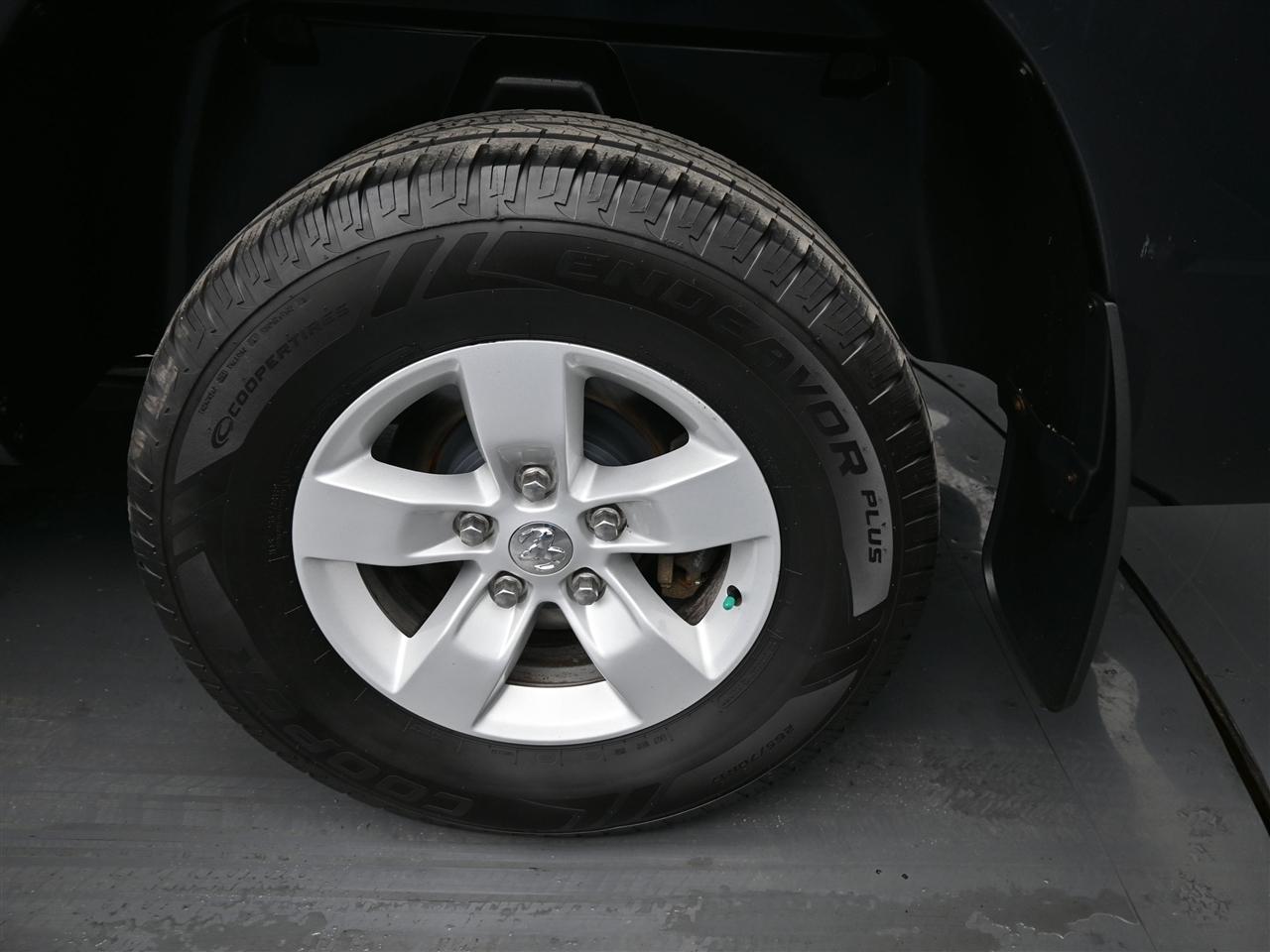 RAM 1500 Classic Tradesman Quad Cab 4WD 2019