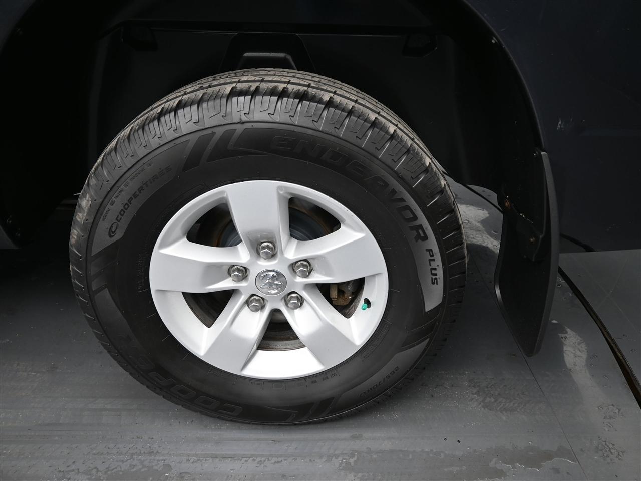 RAM 1500 Classic Tradesman Quad Cab 4WD 2019