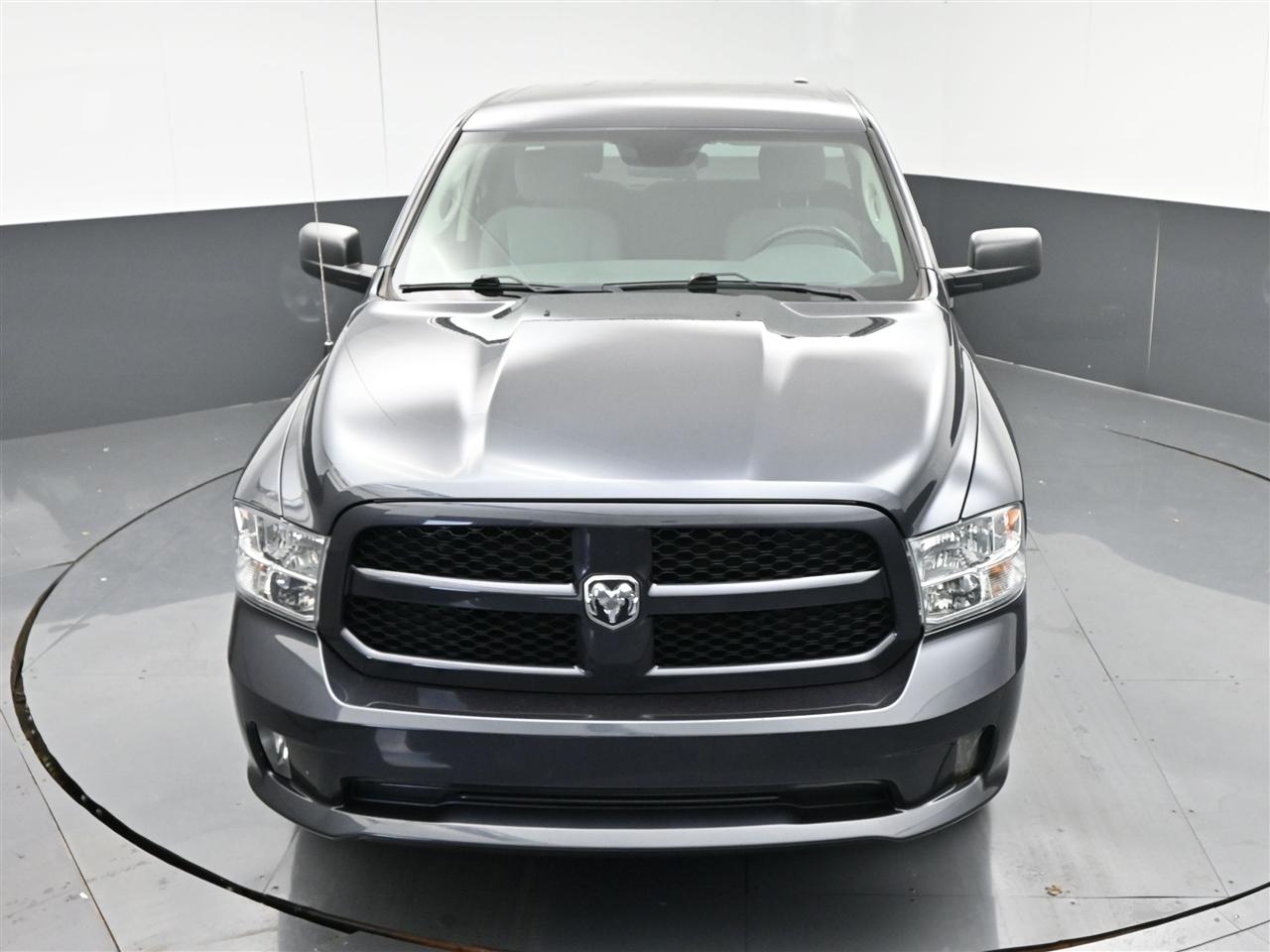 RAM 1500 Classic Tradesman Quad Cab 4WD 2019