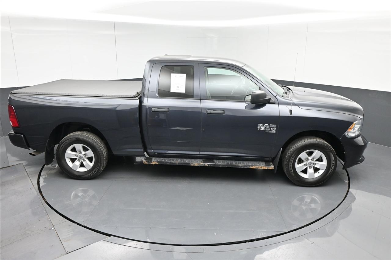 RAM 1500 Classic Tradesman Quad Cab 4WD 2019