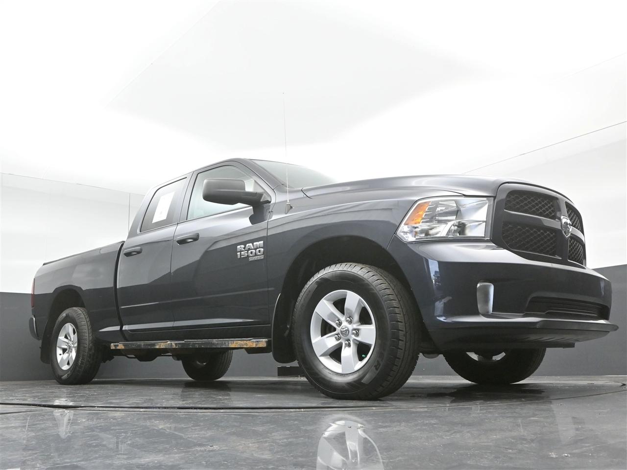 RAM 1500 Classic Tradesman Quad Cab 4WD 2019
