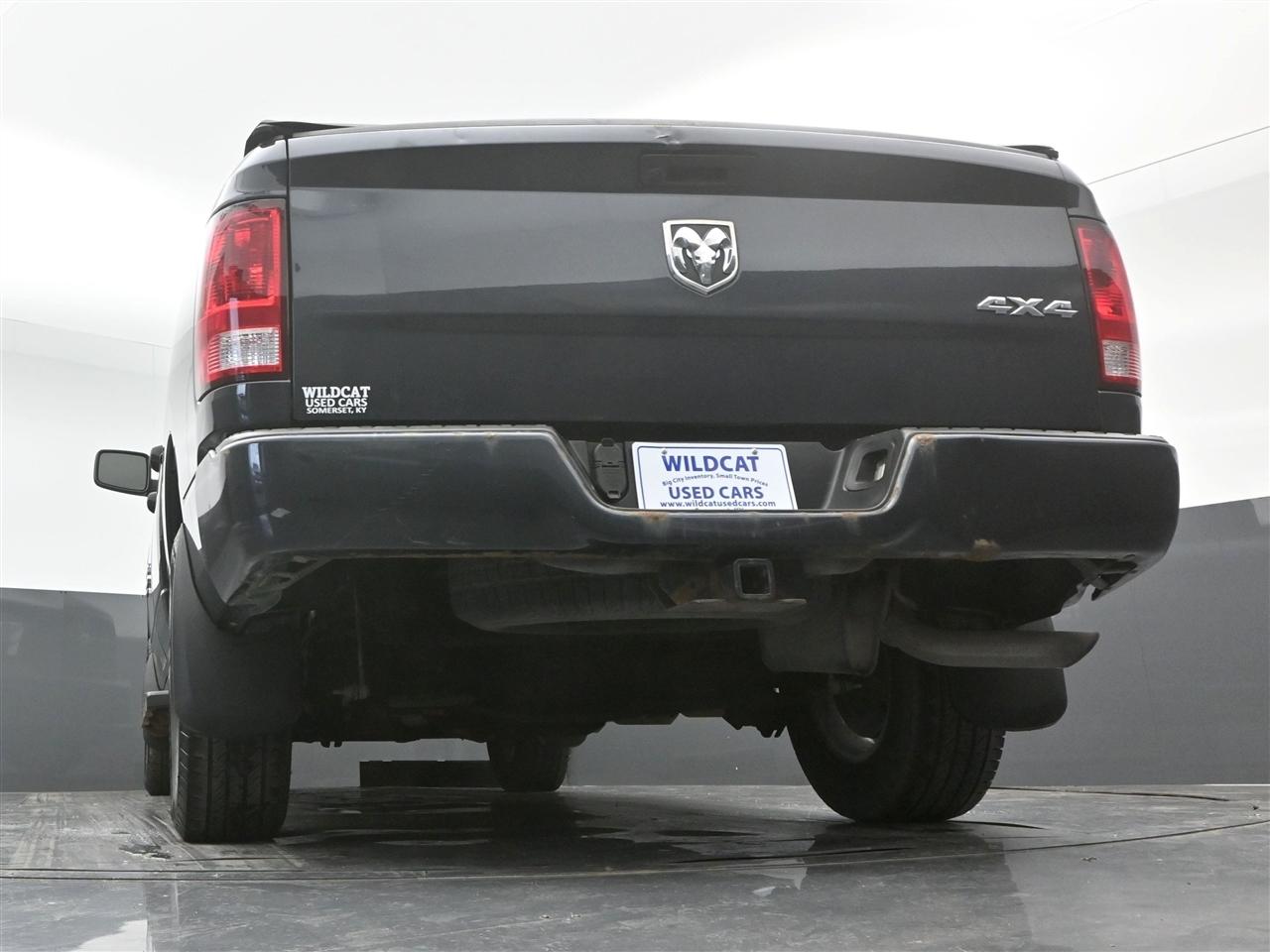 RAM 1500 Classic Tradesman Quad Cab 4WD 2019