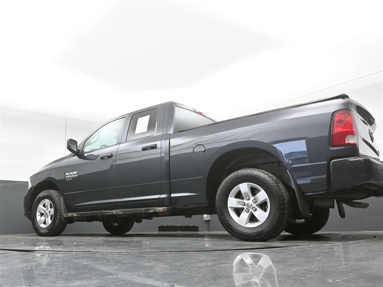 RAM 1500 Classic Tradesman Quad Cab 4WD 2019