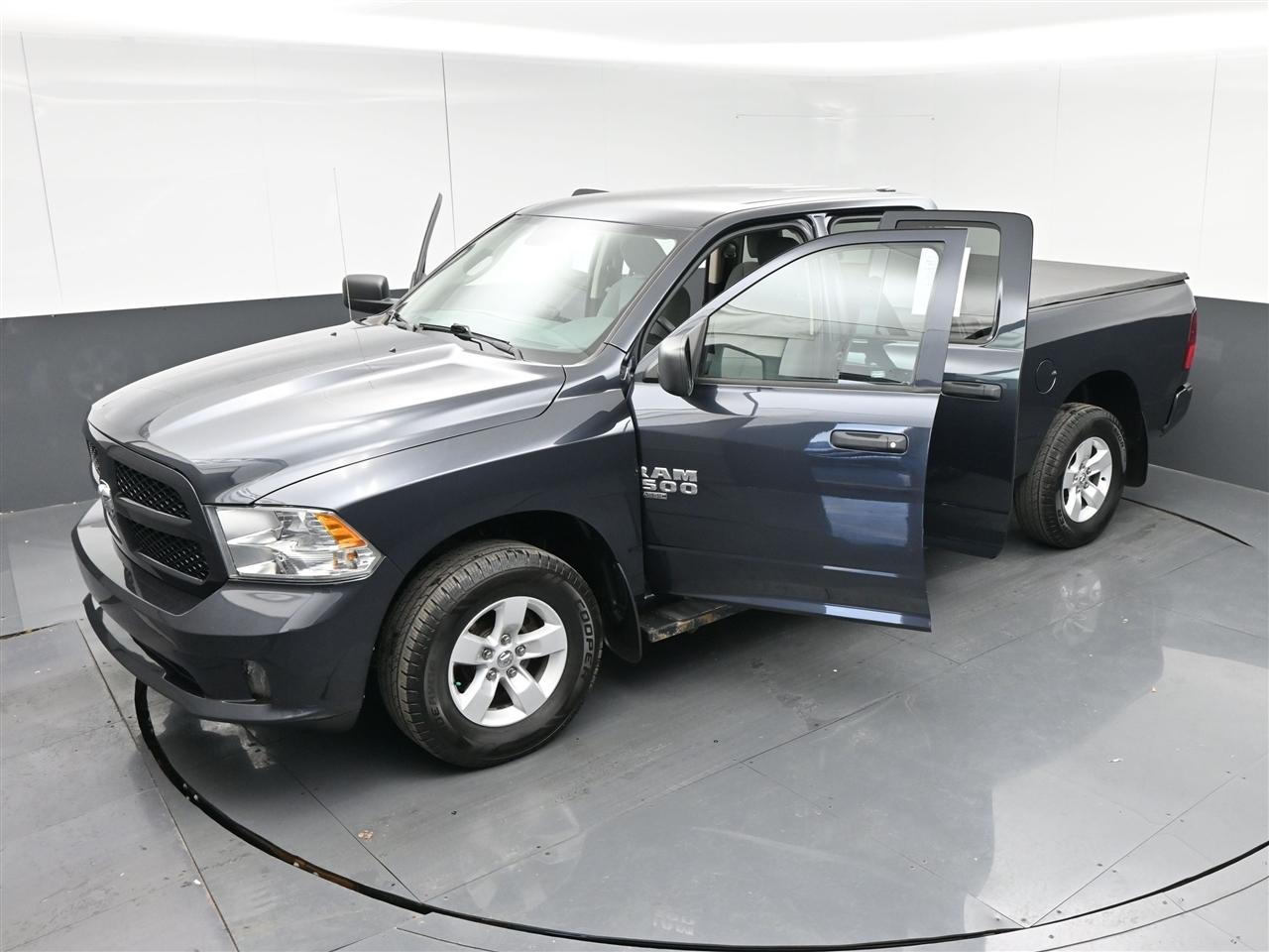RAM 1500 Classic Tradesman Quad Cab 4WD 2019