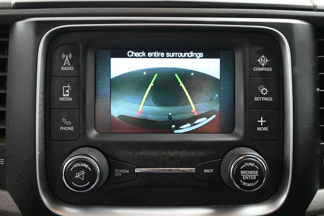 RAM 1500 Tradesman Quad Cab 4WD 2015