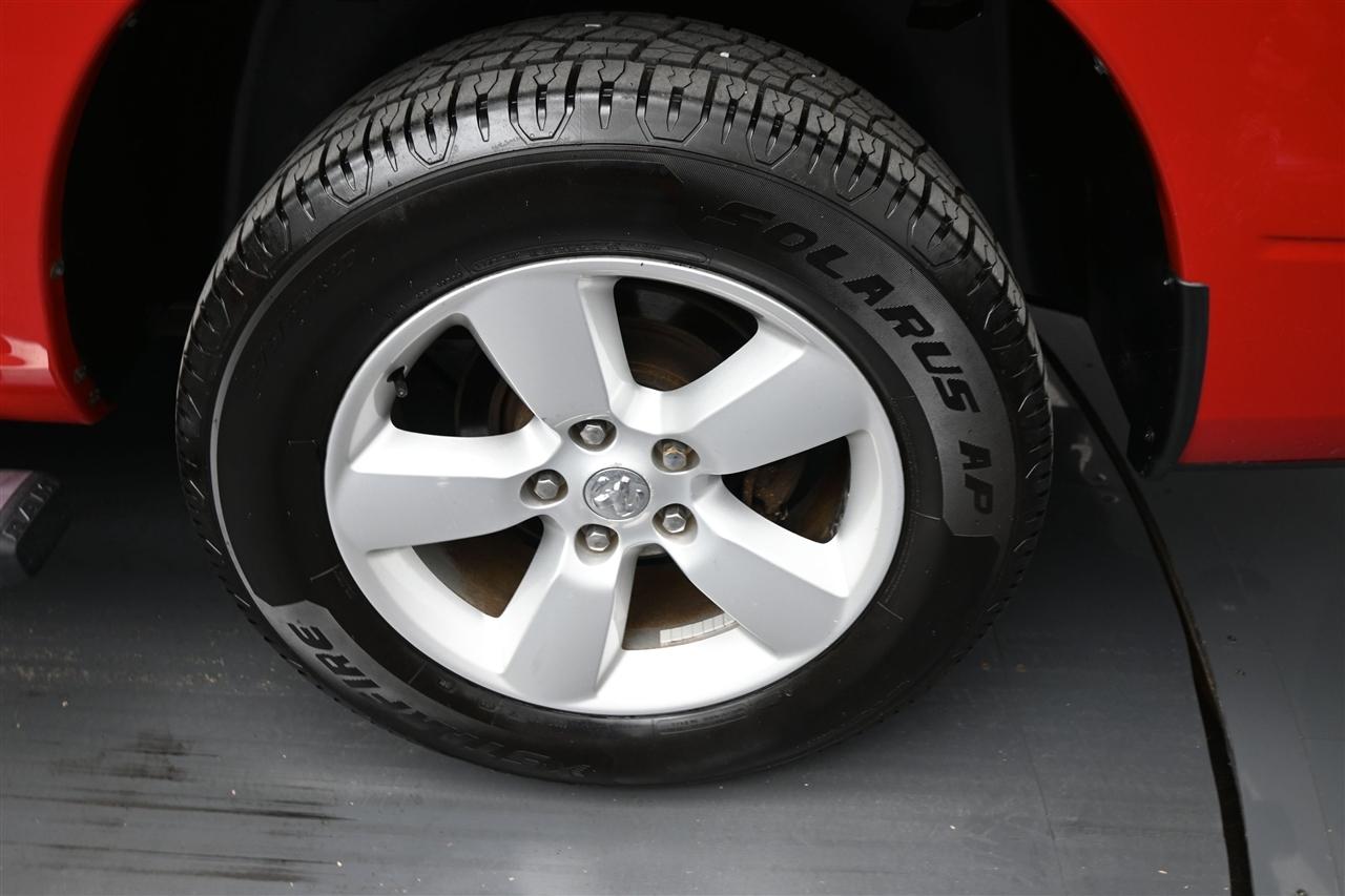 RAM 1500 Tradesman Quad Cab 4WD 2015