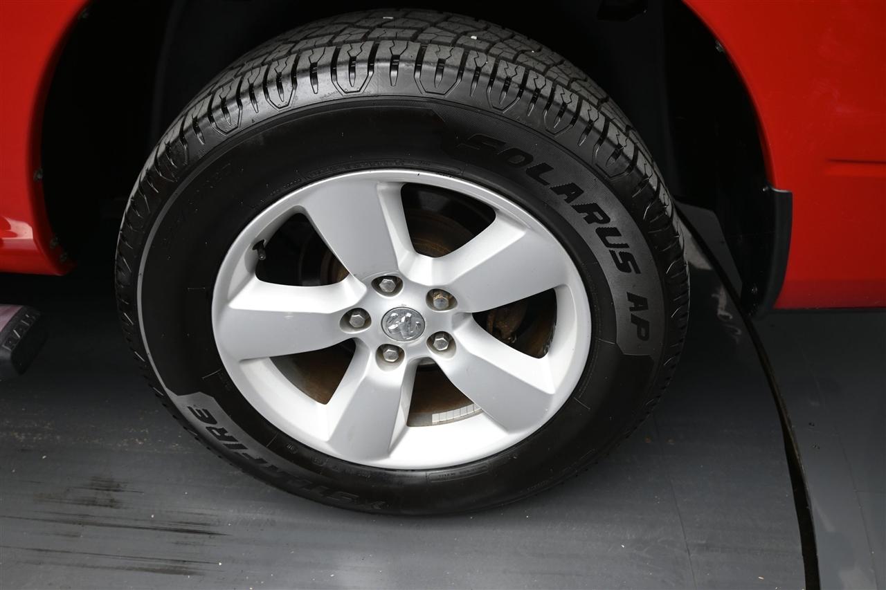 RAM 1500 Tradesman Quad Cab 4WD 2015