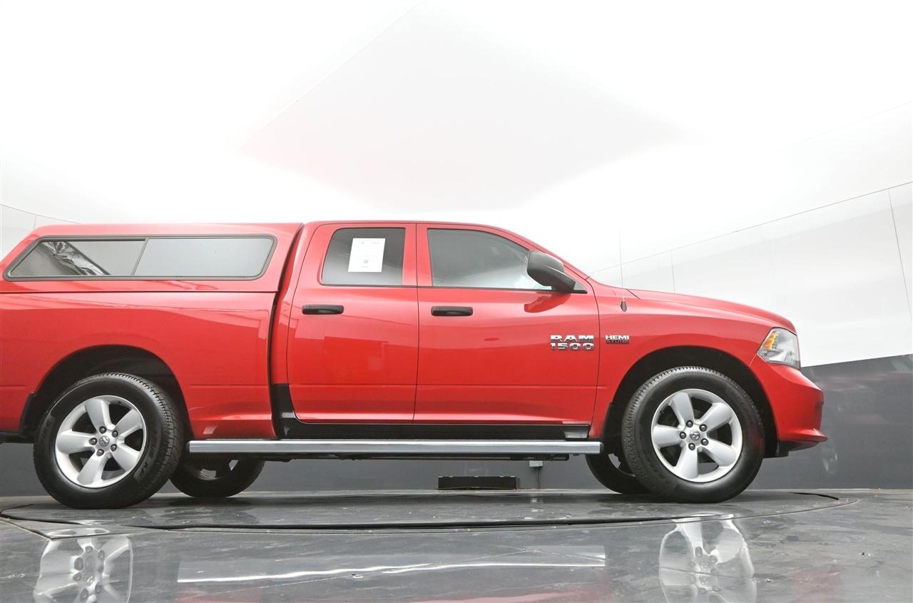 RAM 1500 Tradesman Quad Cab 4WD 2015