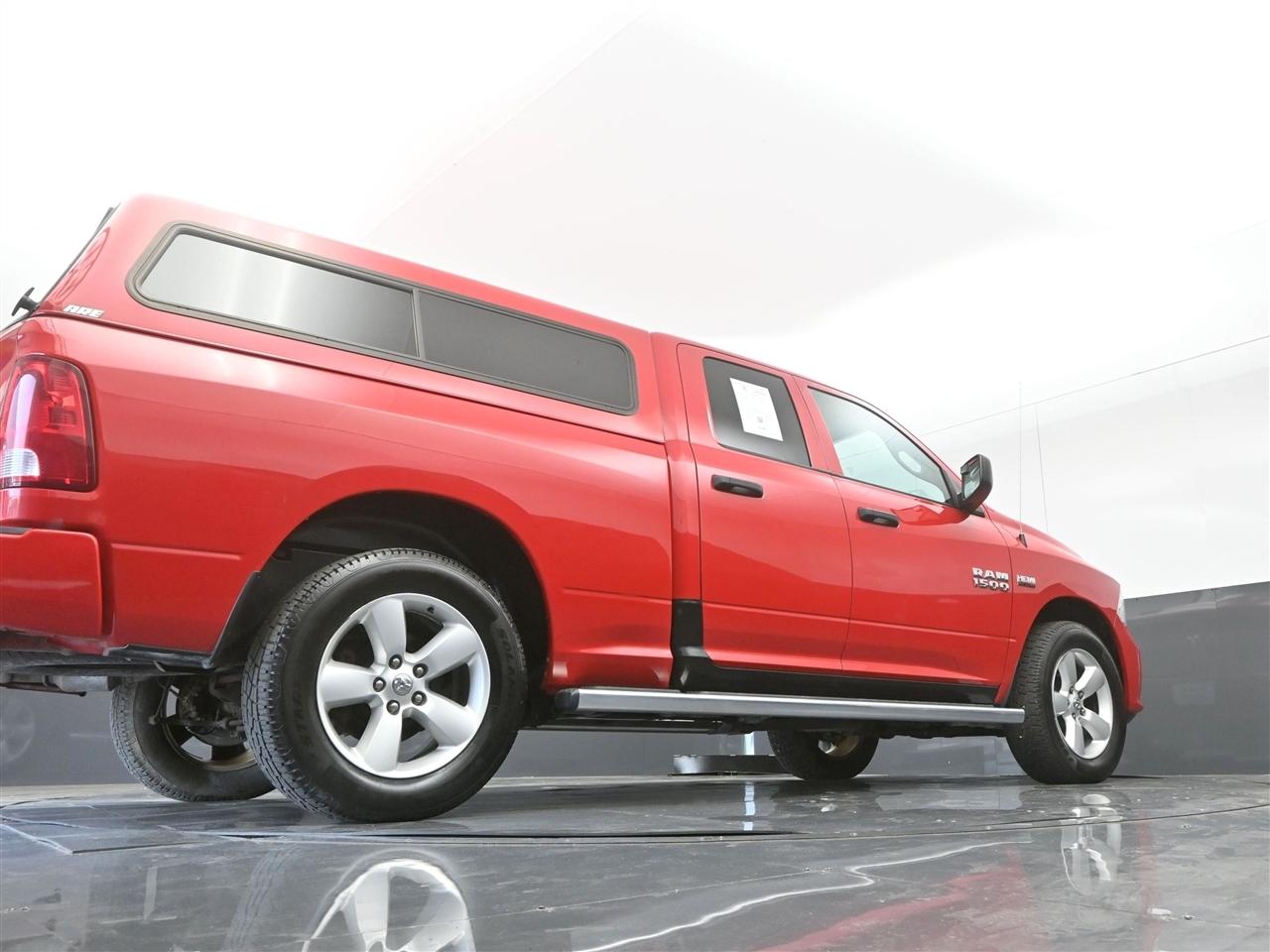 RAM 1500 Tradesman Quad Cab 4WD 2015