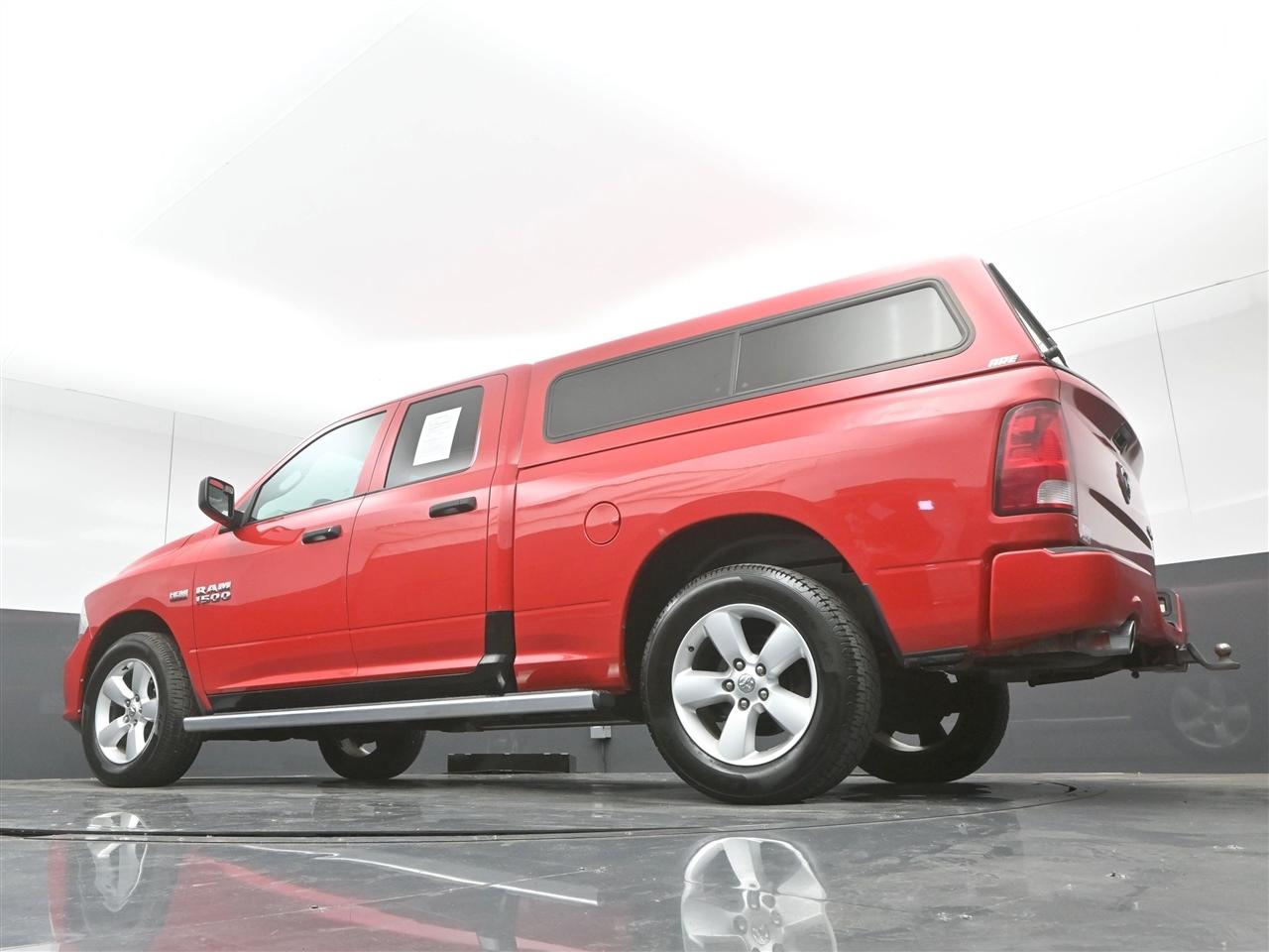 RAM 1500 Tradesman Quad Cab 4WD 2015