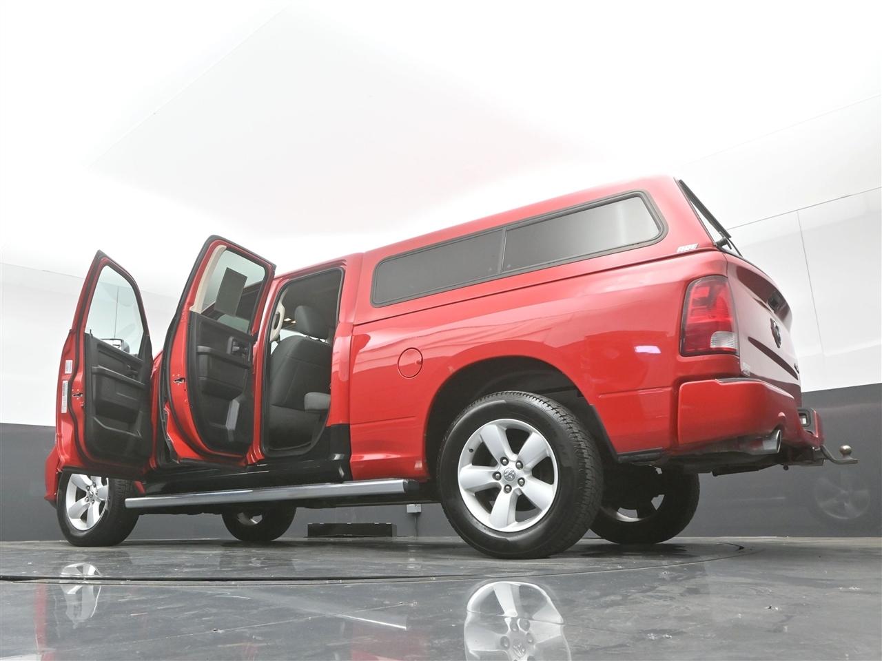 RAM 1500 Tradesman Quad Cab 4WD 2015