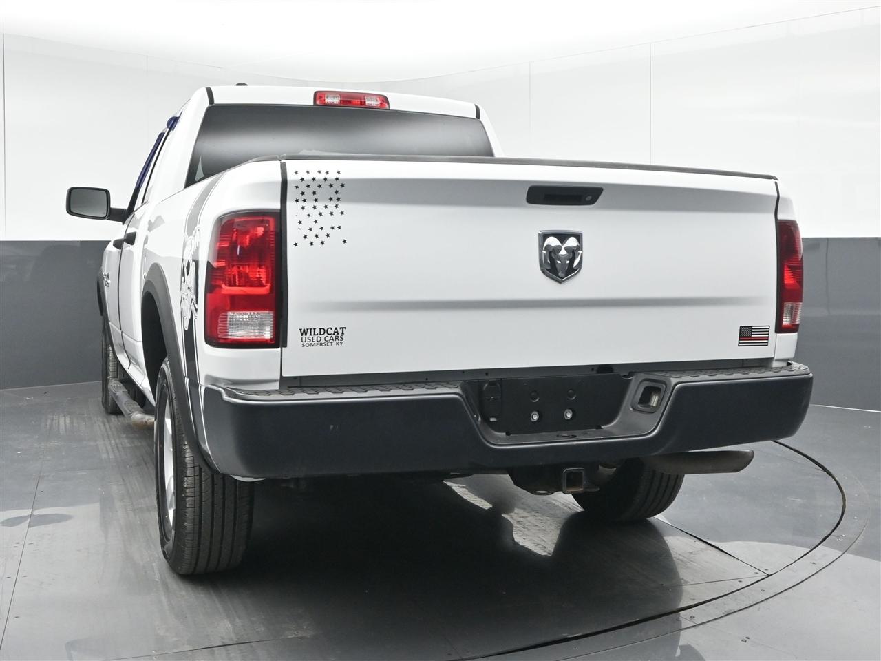 RAM 1500 Tradesman Quad Cab 2WD 2016