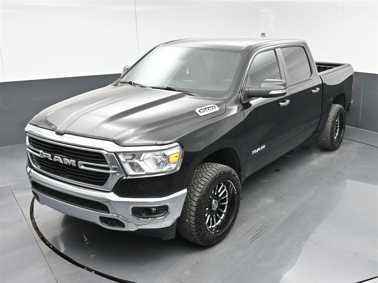 RAM 1500 Big Horn Crew Cab SWB 4WD 2019