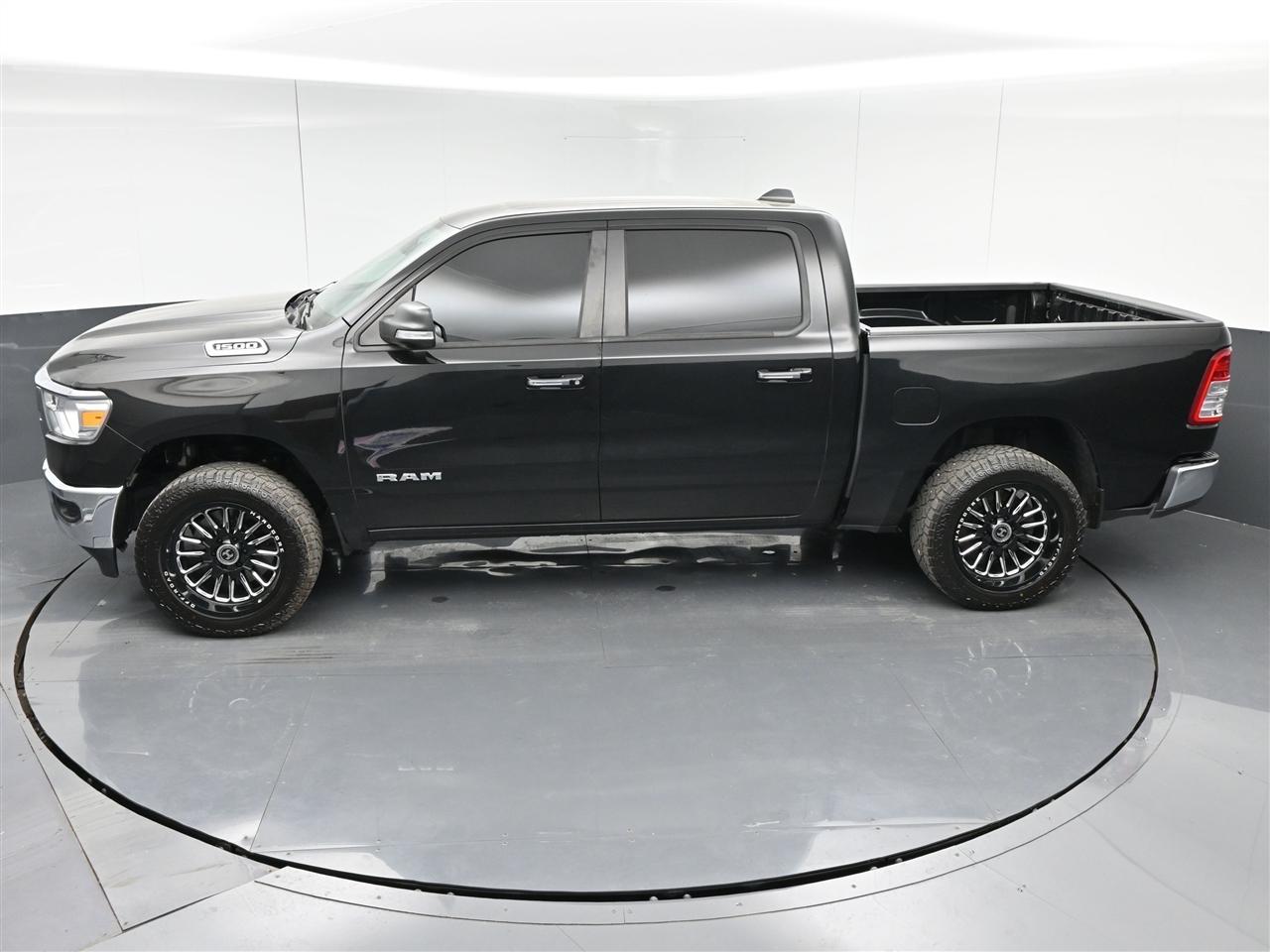 RAM 1500 Big Horn Crew Cab SWB 4WD 2019
