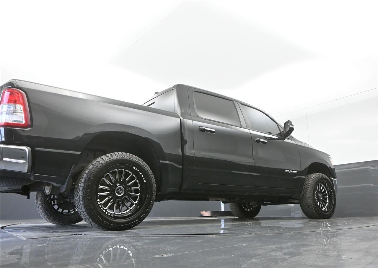 RAM 1500 Big Horn Crew Cab SWB 4WD 2019