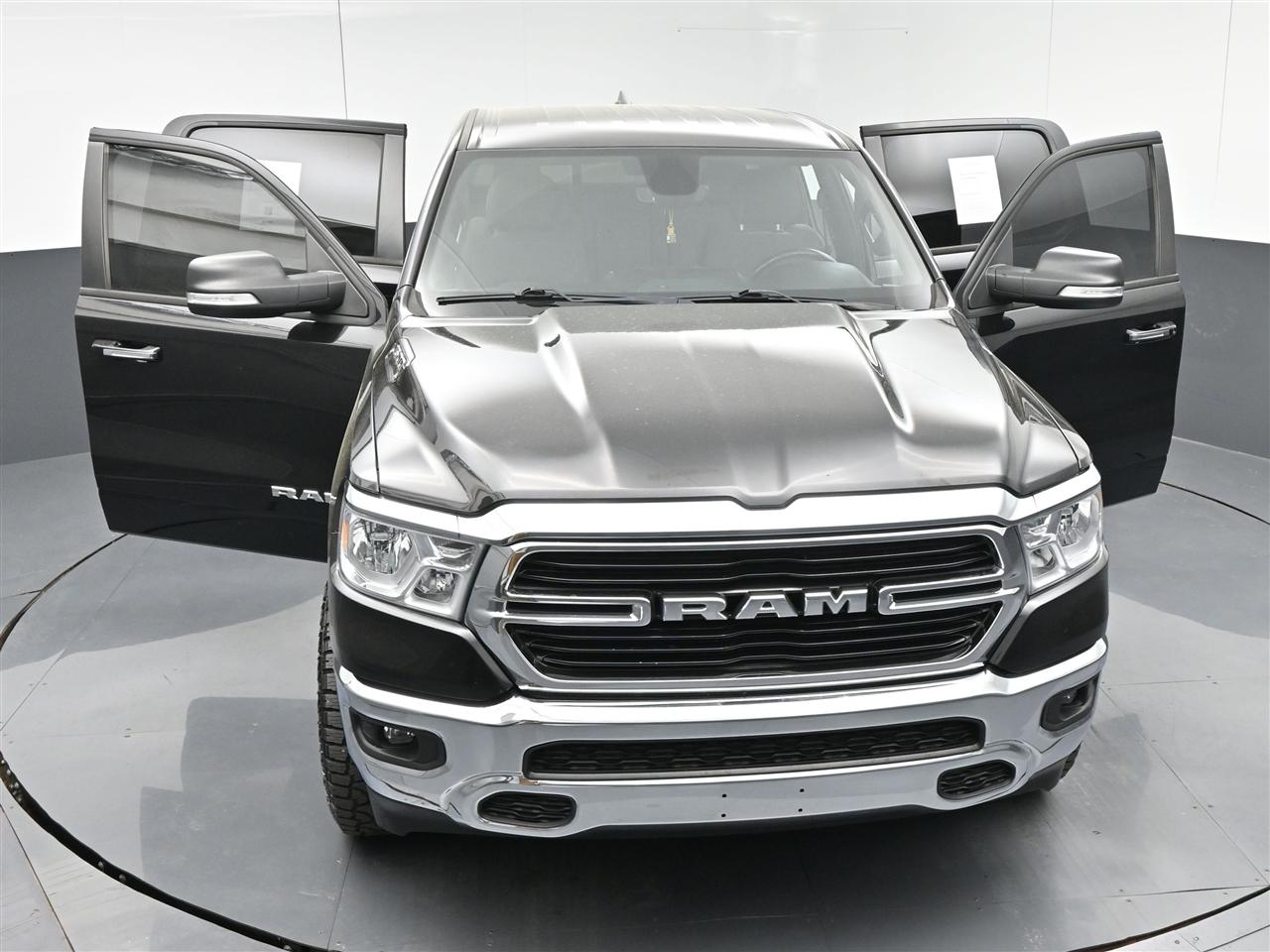RAM 1500 Big Horn Crew Cab SWB 4WD 2019