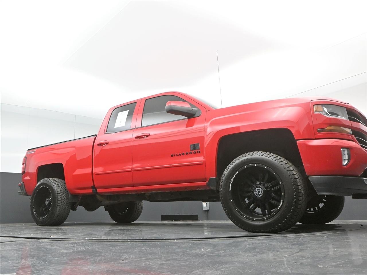 Chevrolet Silverado 1500 LT Double Cab 4WD 2017