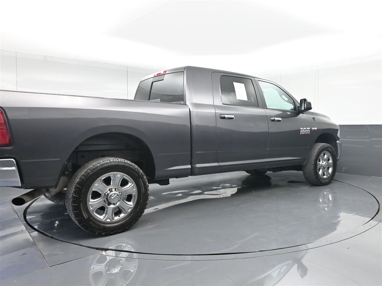 RAM 2500 SLT Mega Cab 4WD 2018