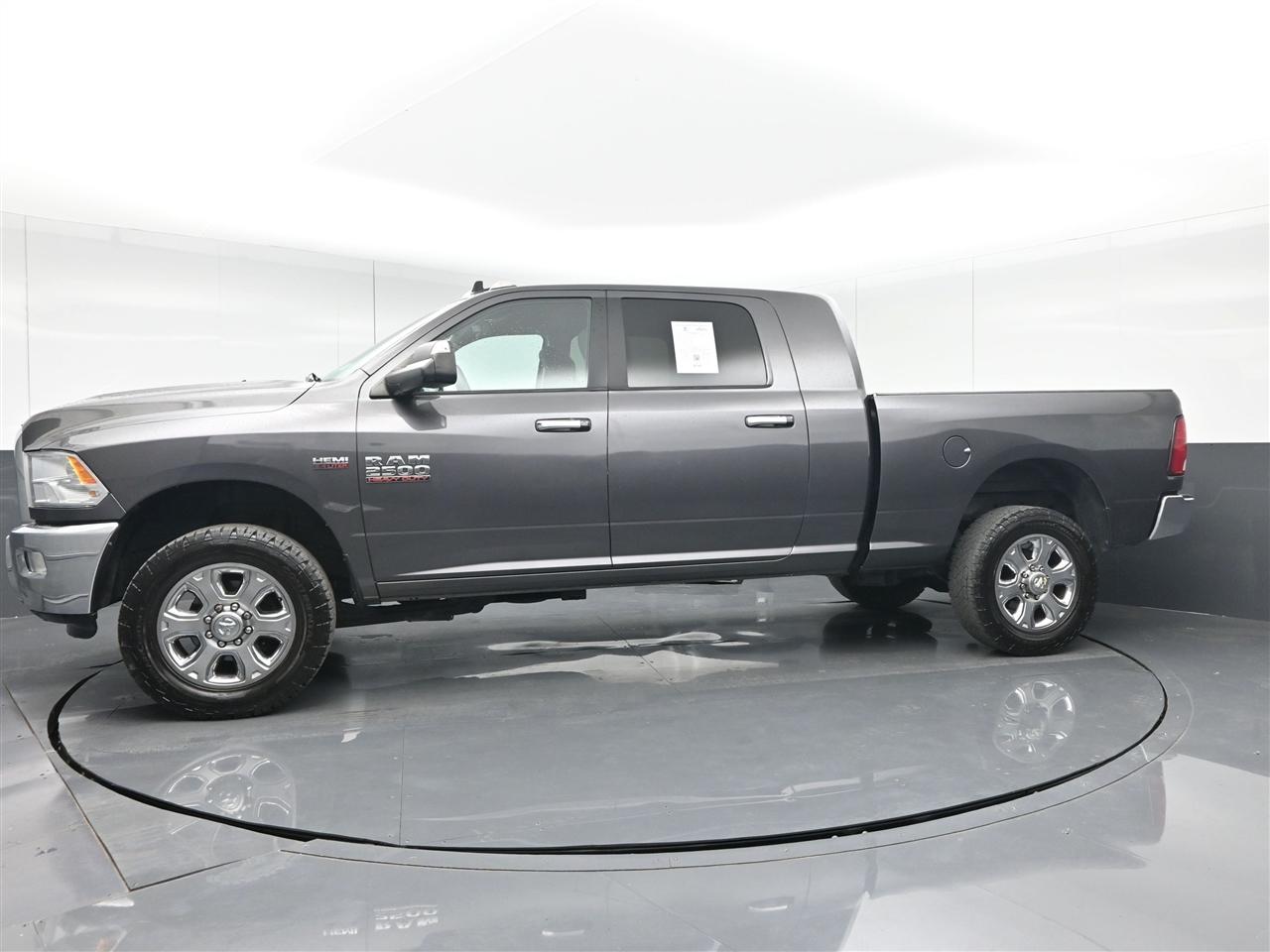 RAM 2500 SLT Mega Cab 4WD 2018