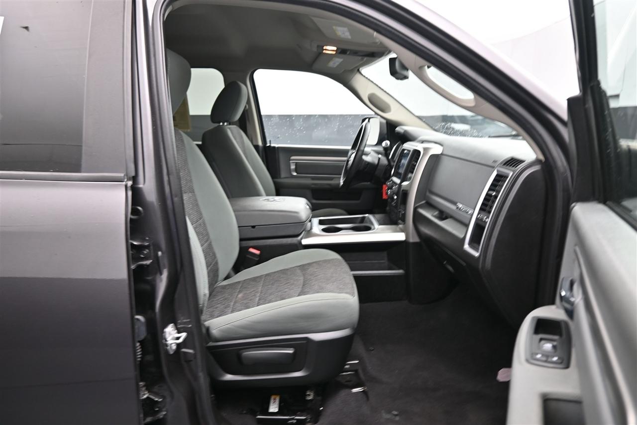 RAM 2500 SLT Mega Cab 4WD 2018