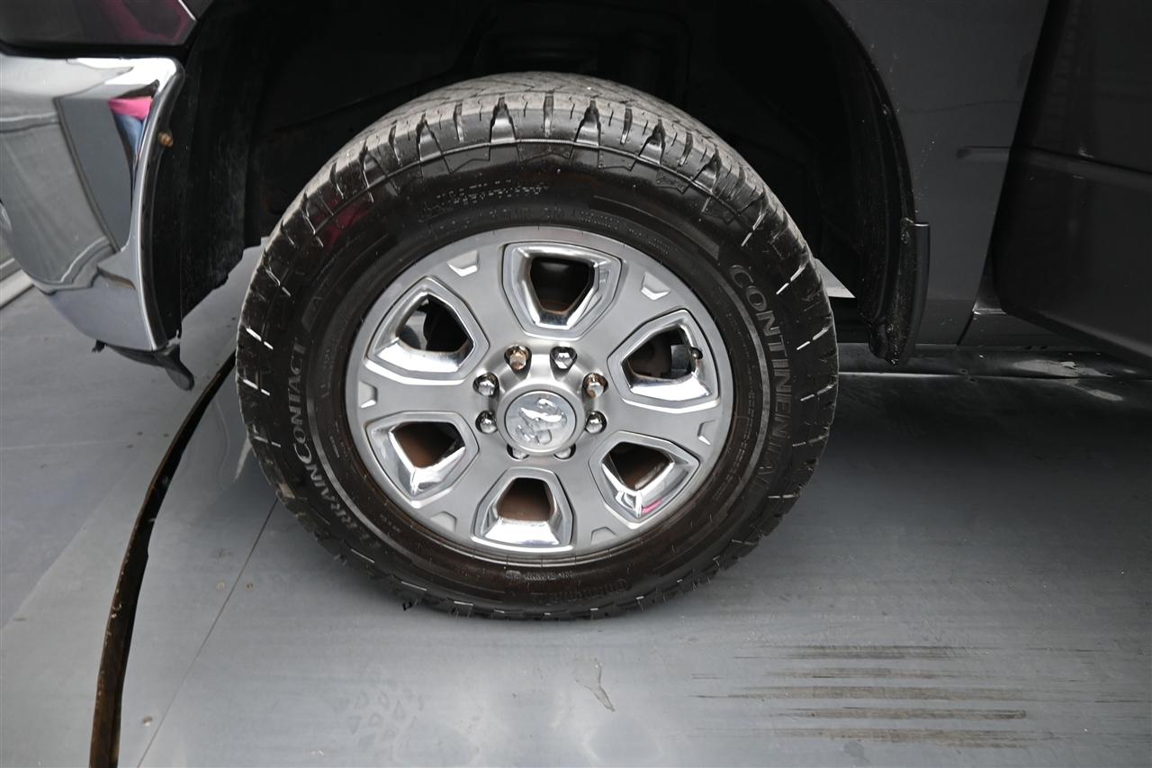 RAM 2500 SLT Mega Cab 4WD 2018