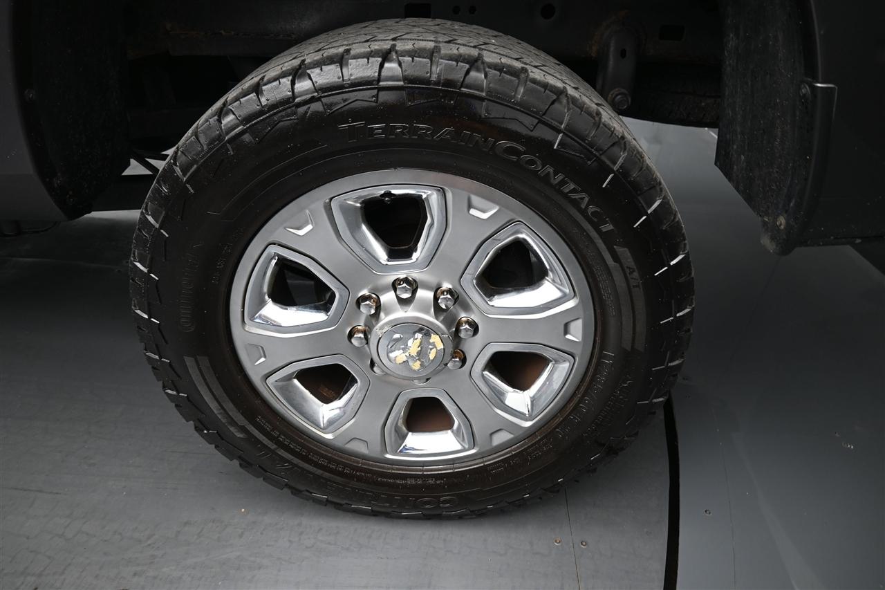 RAM 2500 SLT Mega Cab 4WD 2018