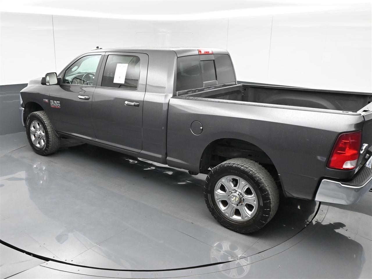 RAM 2500 SLT Mega Cab 4WD 2018