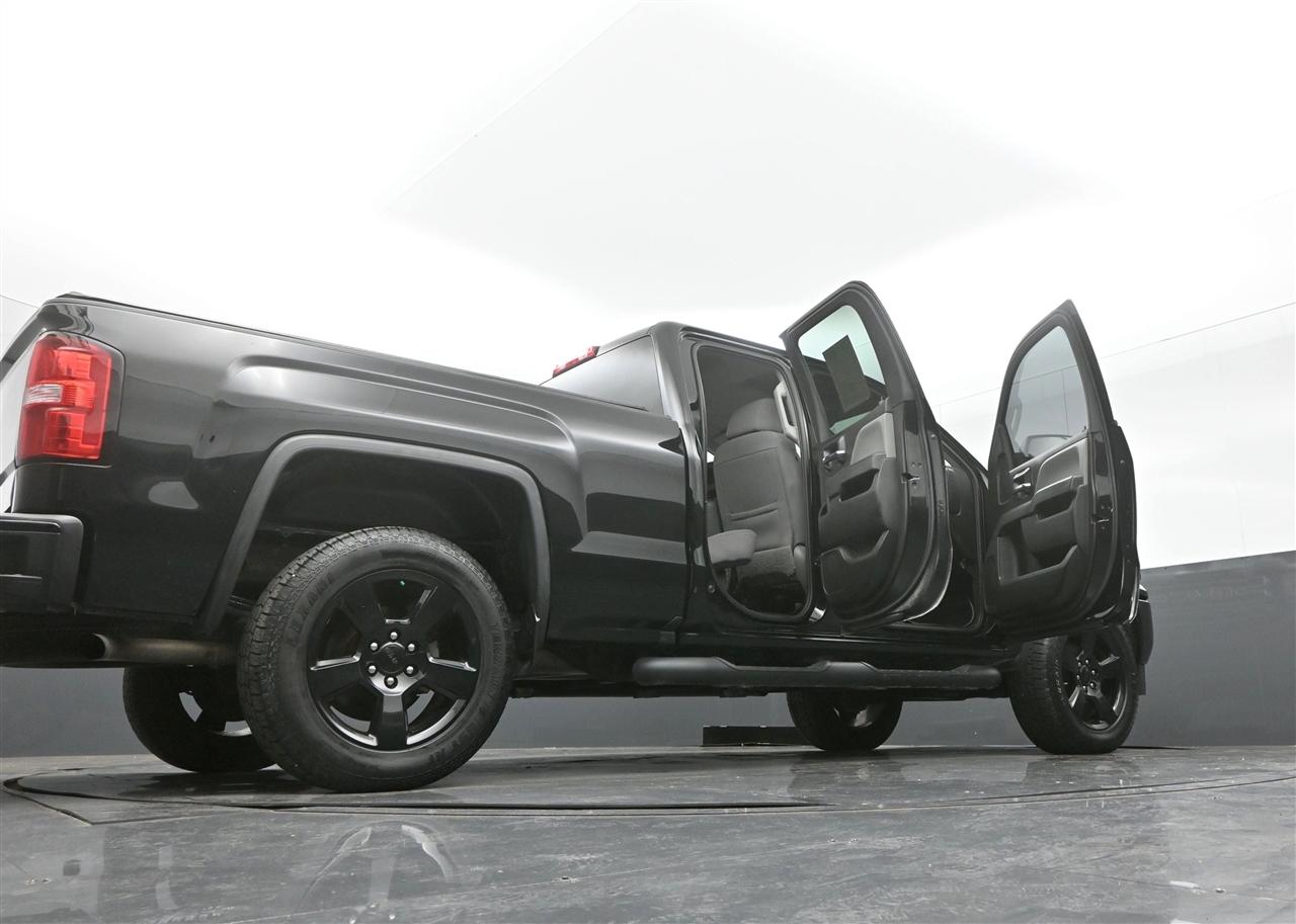 GMC Sierra 1500 Base Double Cab 4WD 2019