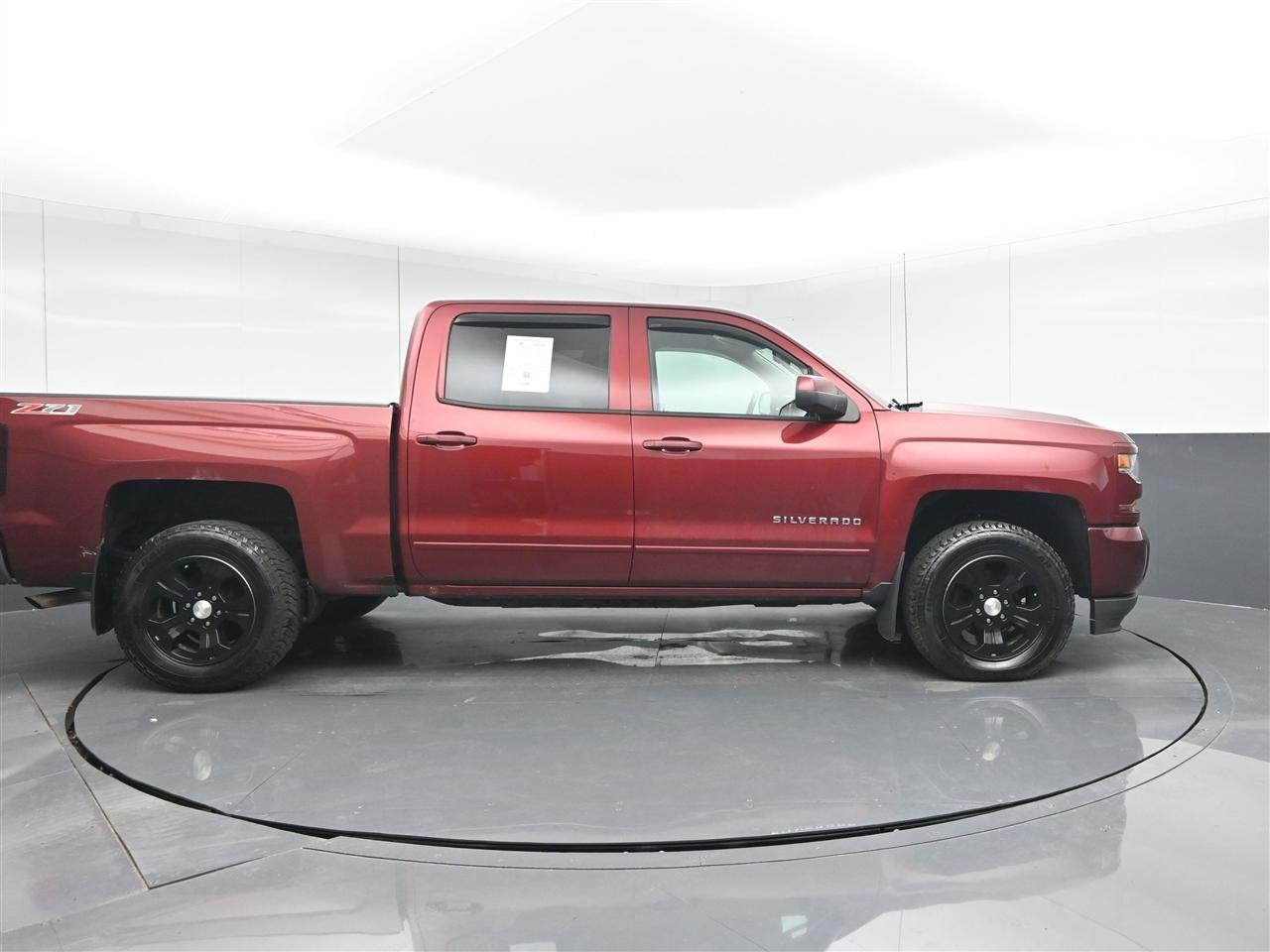 Chevrolet Silverado 1500 LT Crew Cab 4WD 2017
