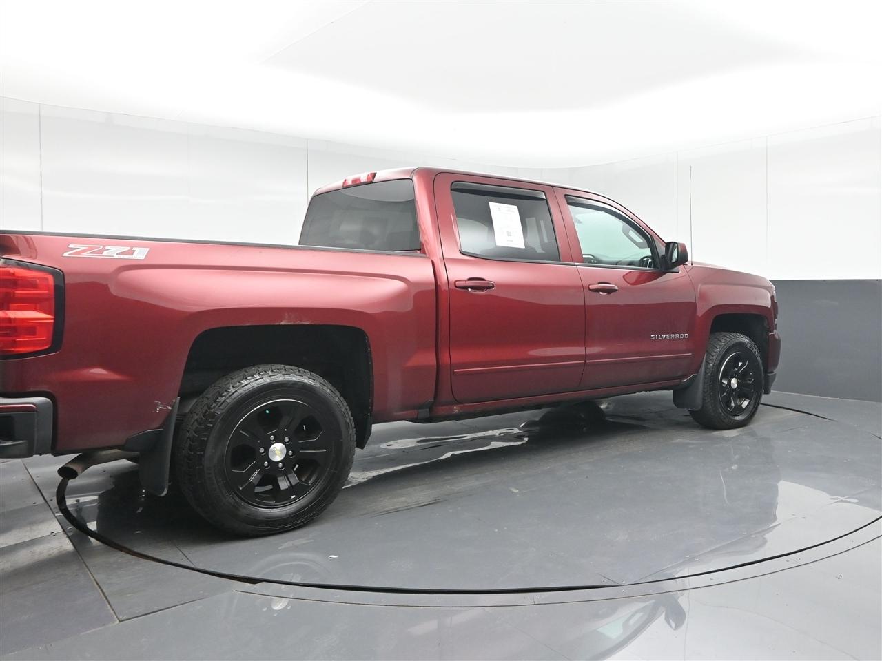 Chevrolet Silverado 1500 LT Crew Cab 4WD 2017