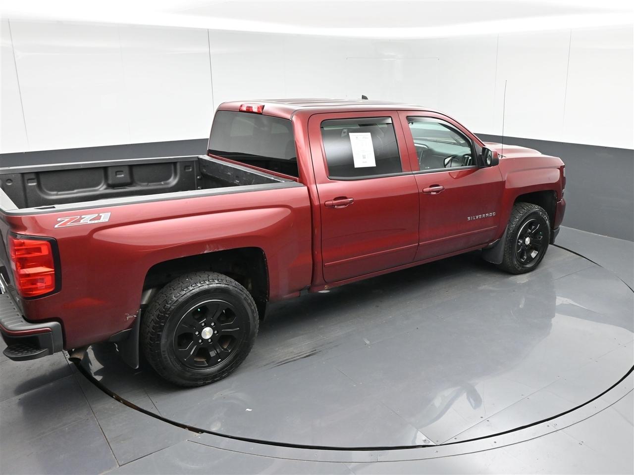 Chevrolet Silverado 1500 LT Crew Cab 4WD 2017