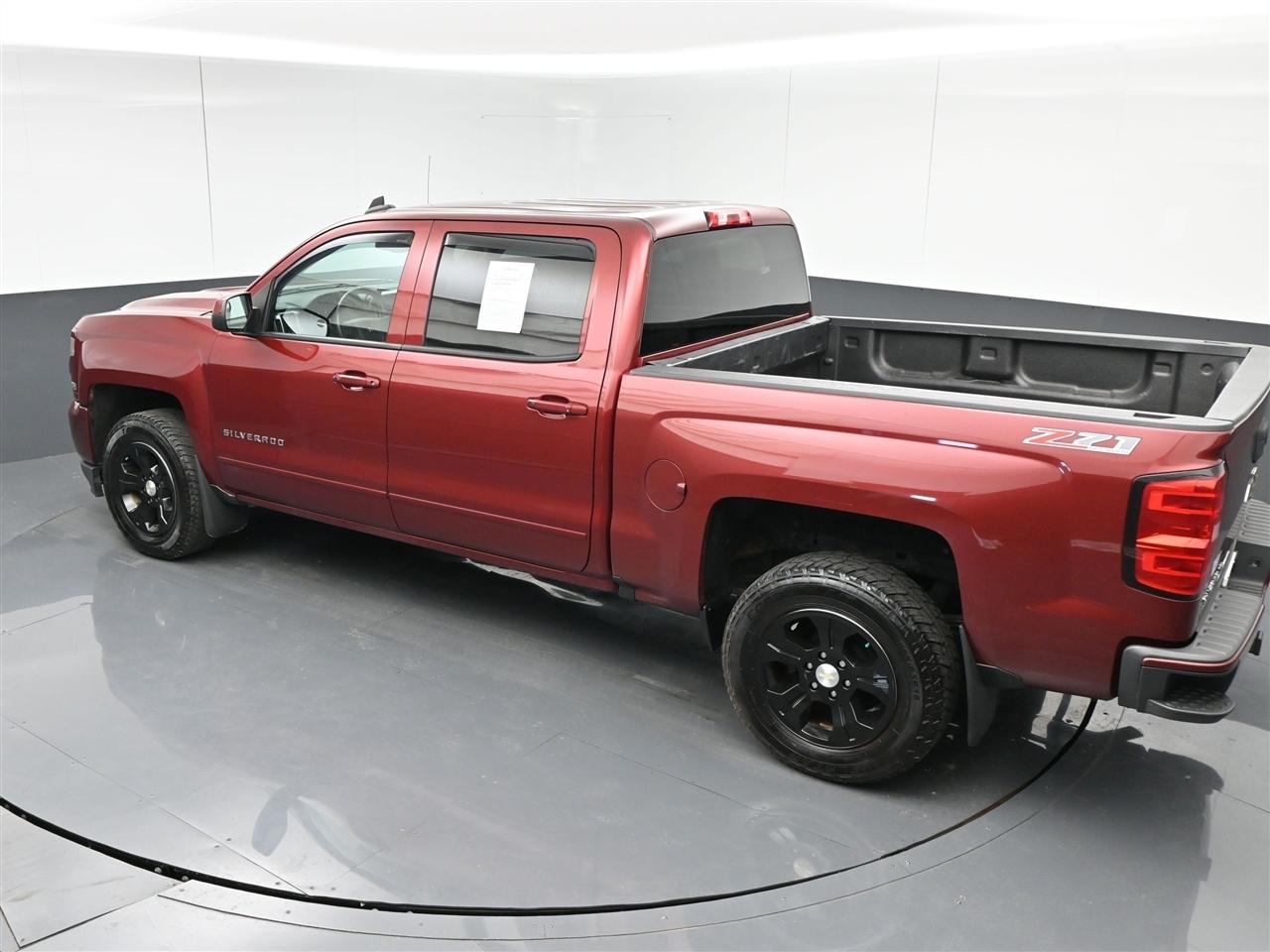 Chevrolet Silverado 1500 LT Crew Cab 4WD 2017