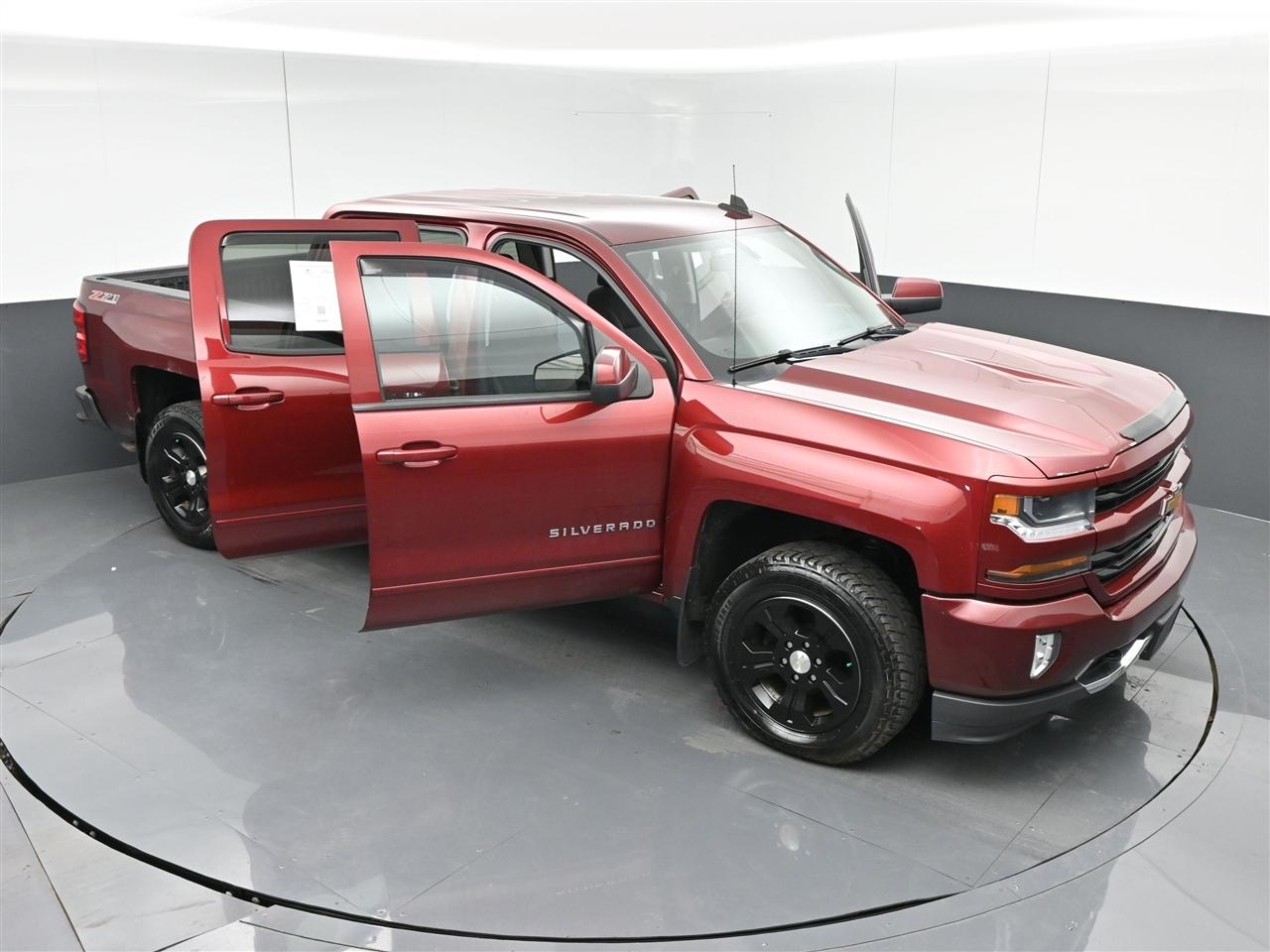 Chevrolet Silverado 1500 LT Crew Cab 4WD 2017